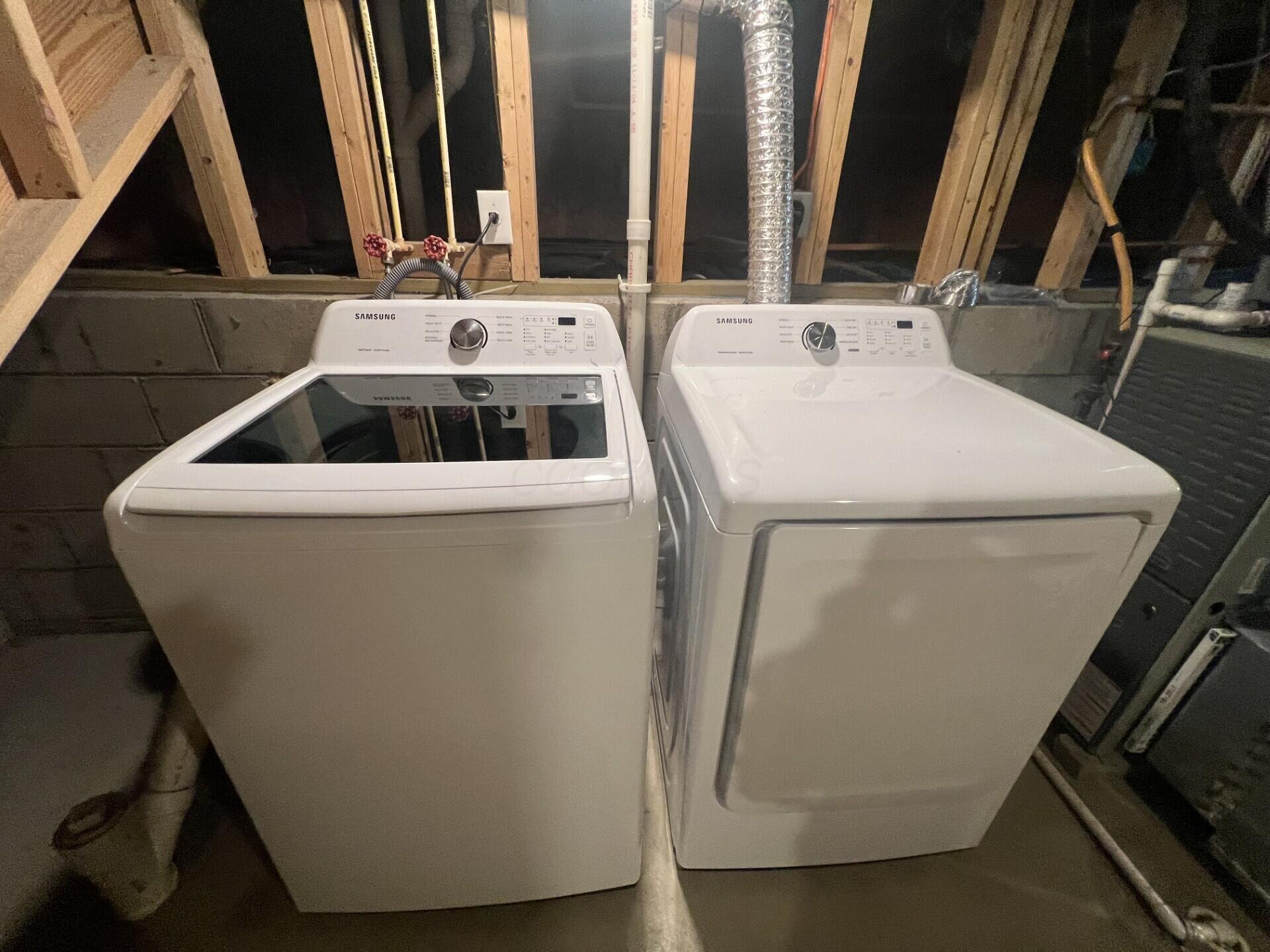 2365 Creek View Place