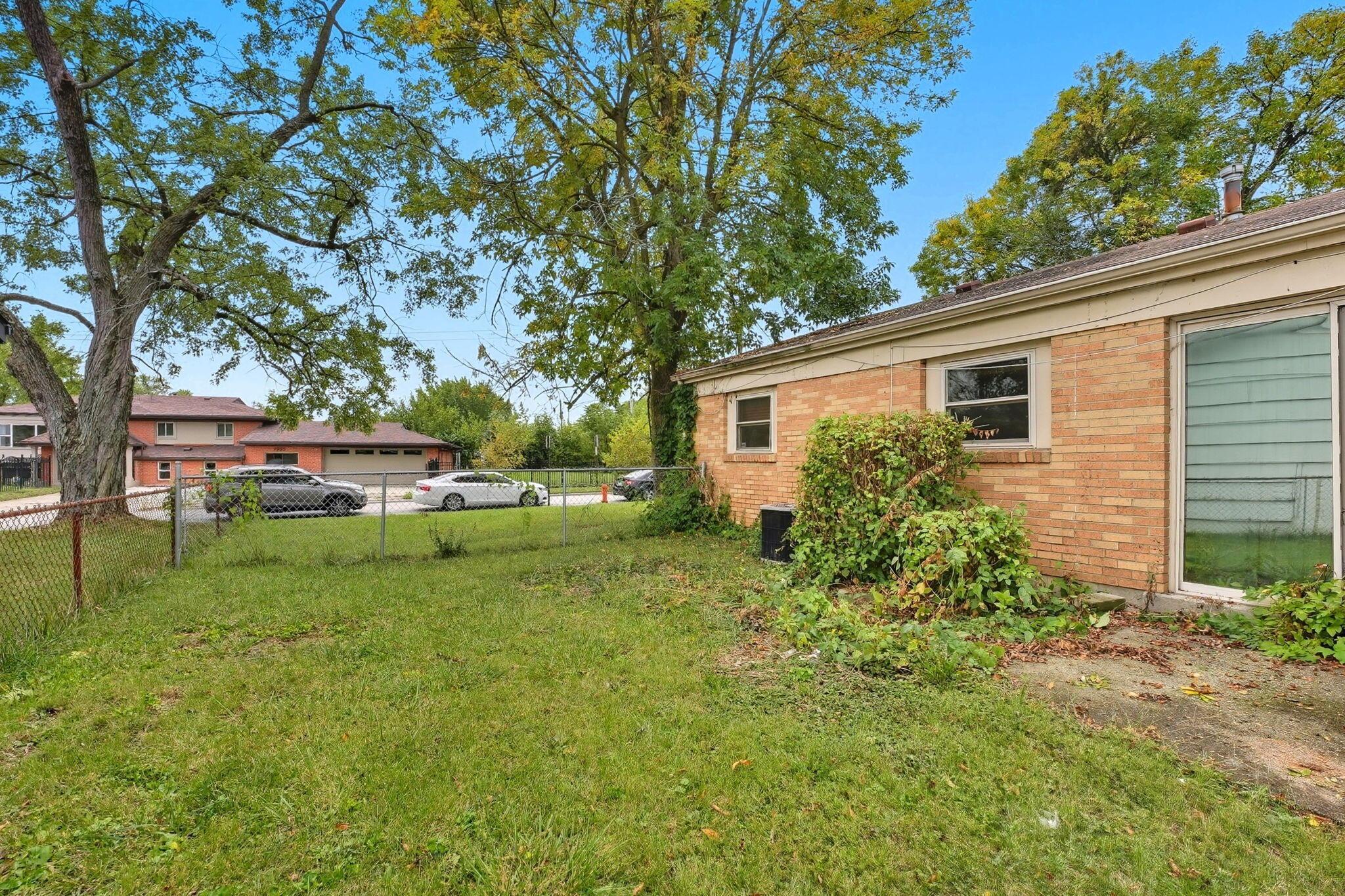 1634 S James Road
