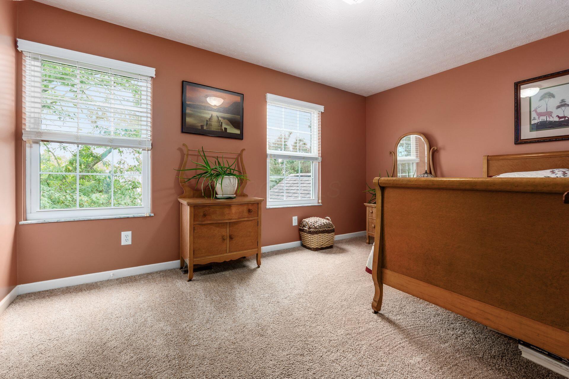 2384 Birch Bark Trail