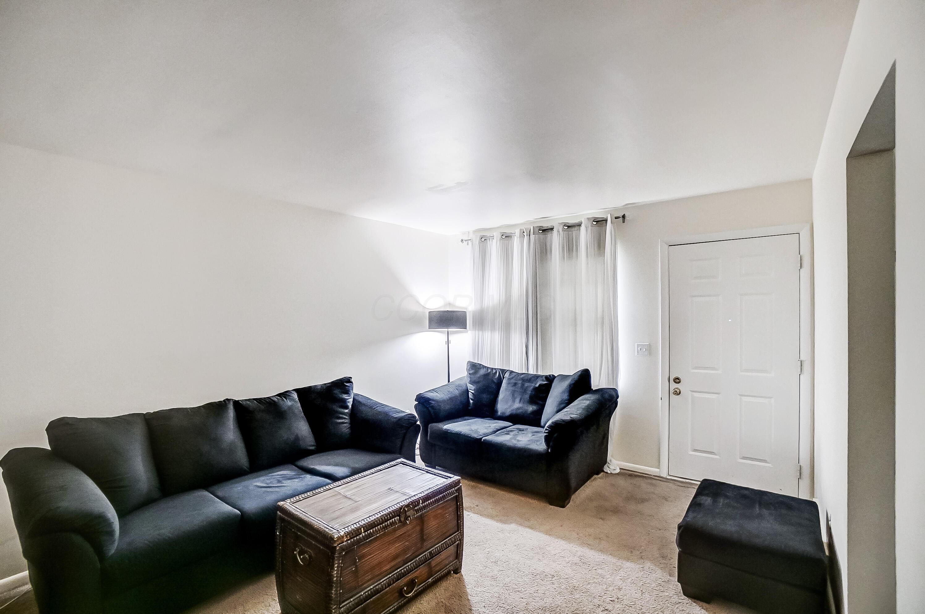 5056 Northtowne Boulevard, 5054