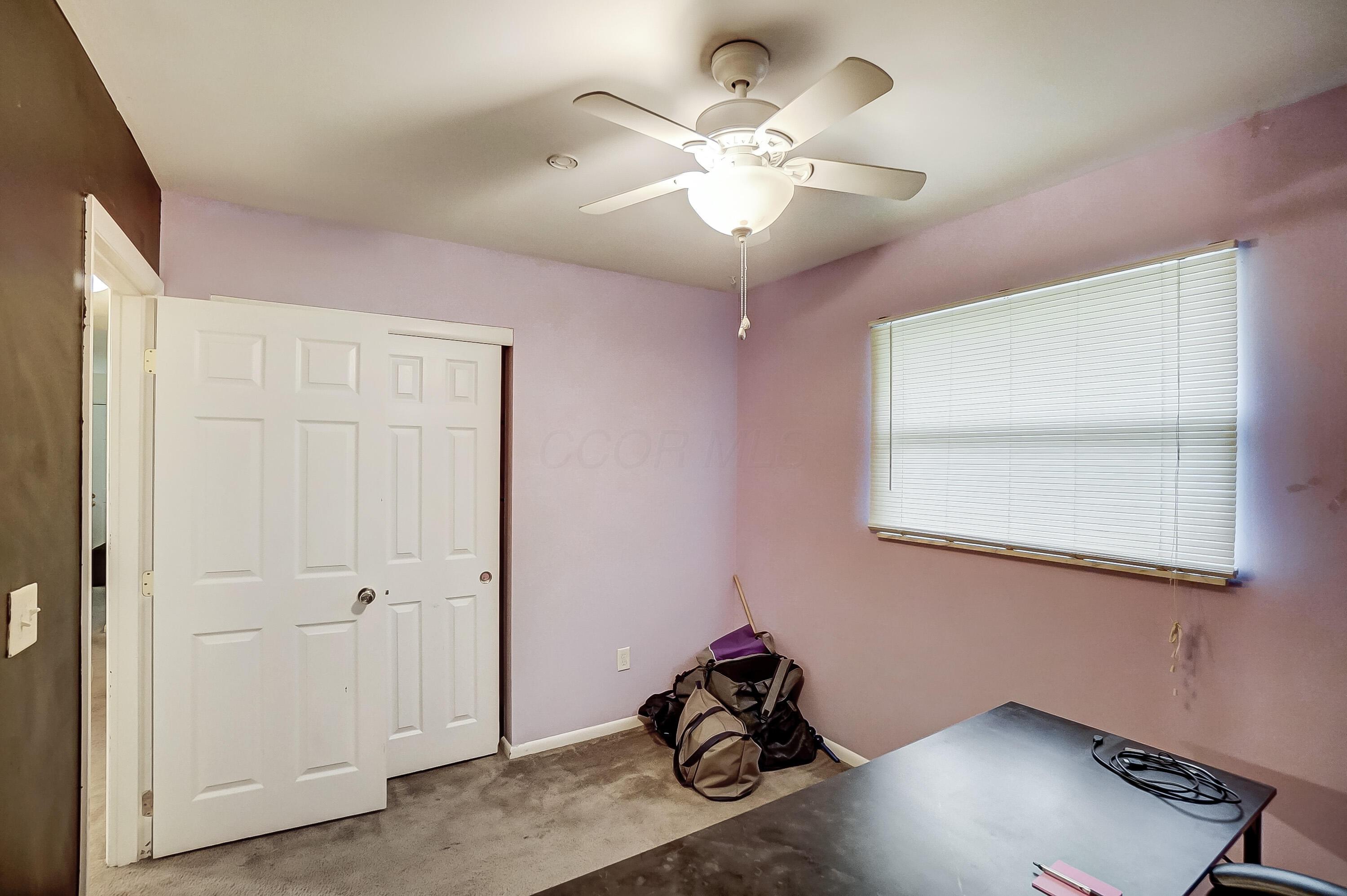 5056 Northtowne Boulevard, 5054