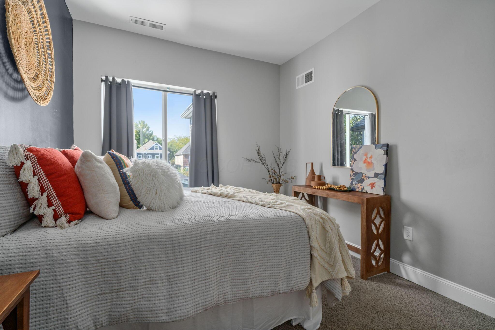 247 N 17th Street, 247