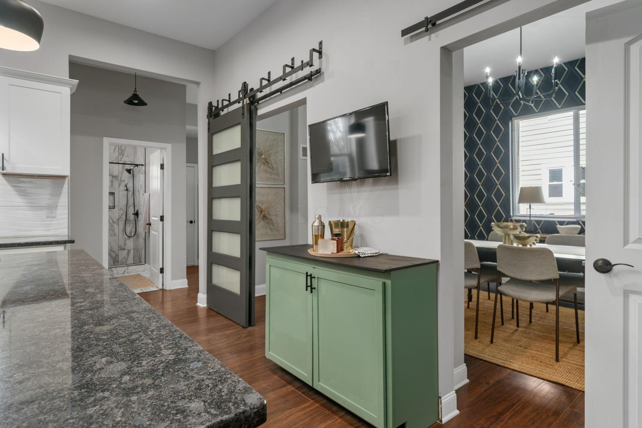 247 N 17th Street, 247