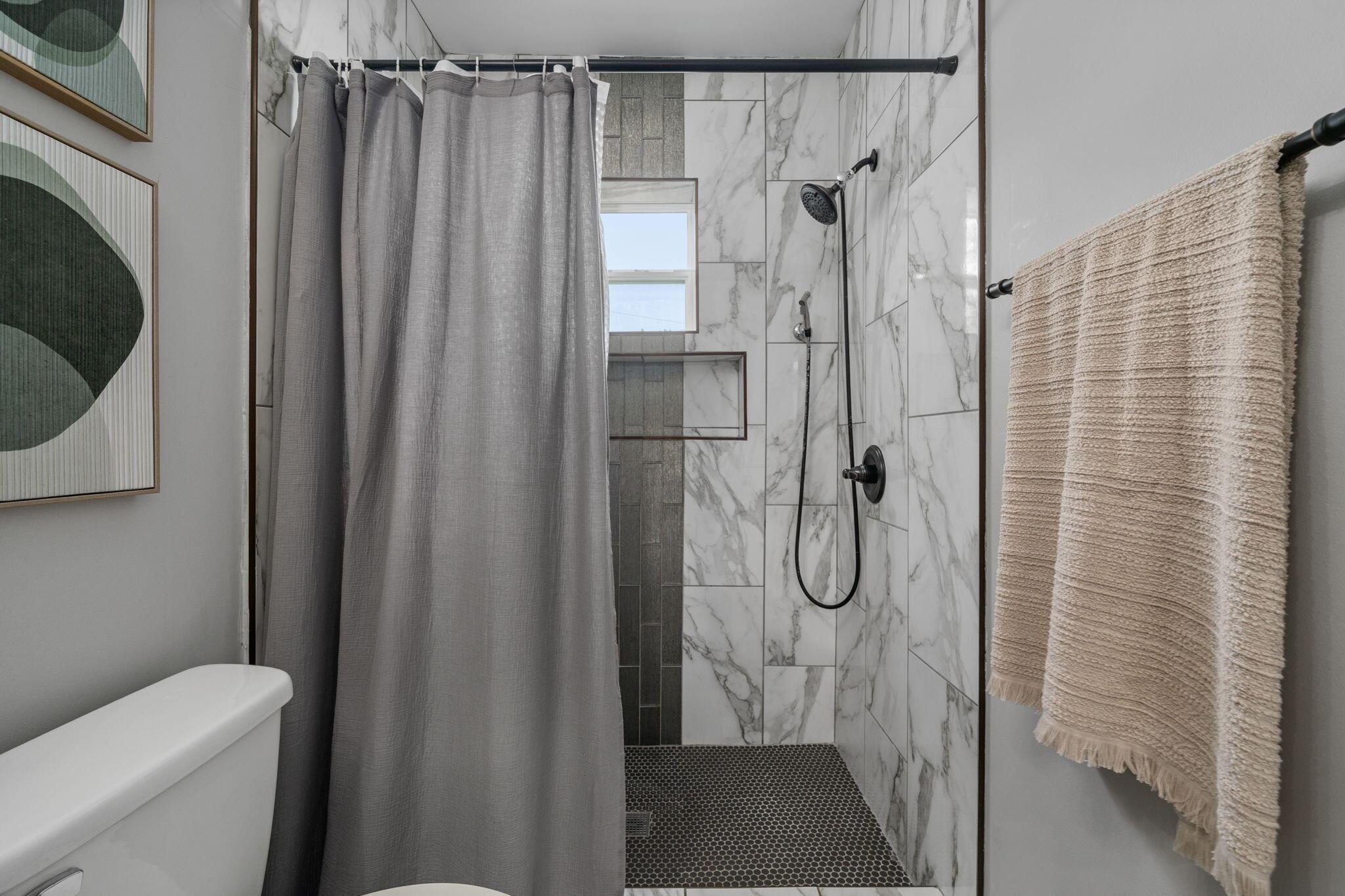 247 N 17th Street, 247