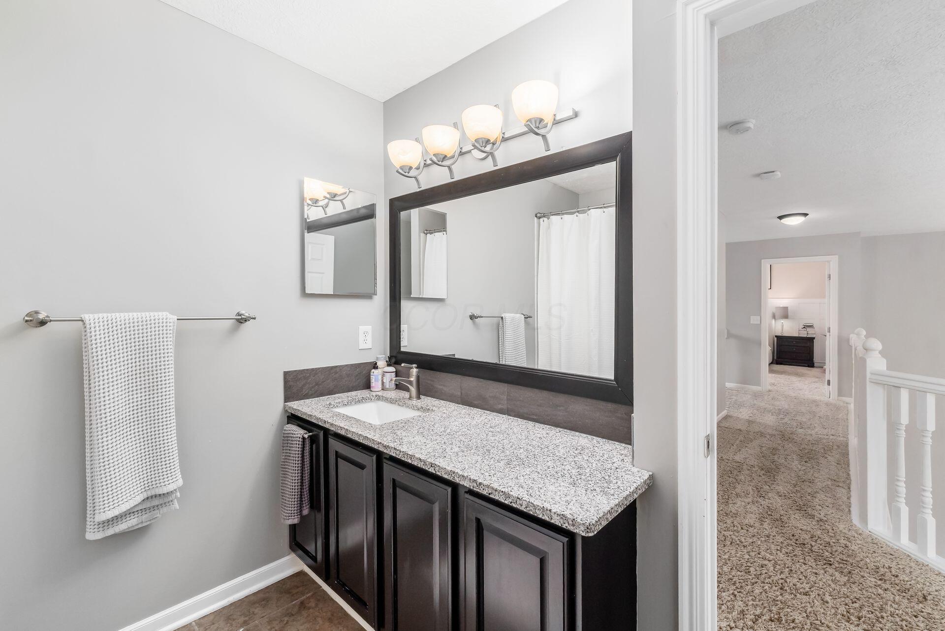 6014 Commonwealth Drive