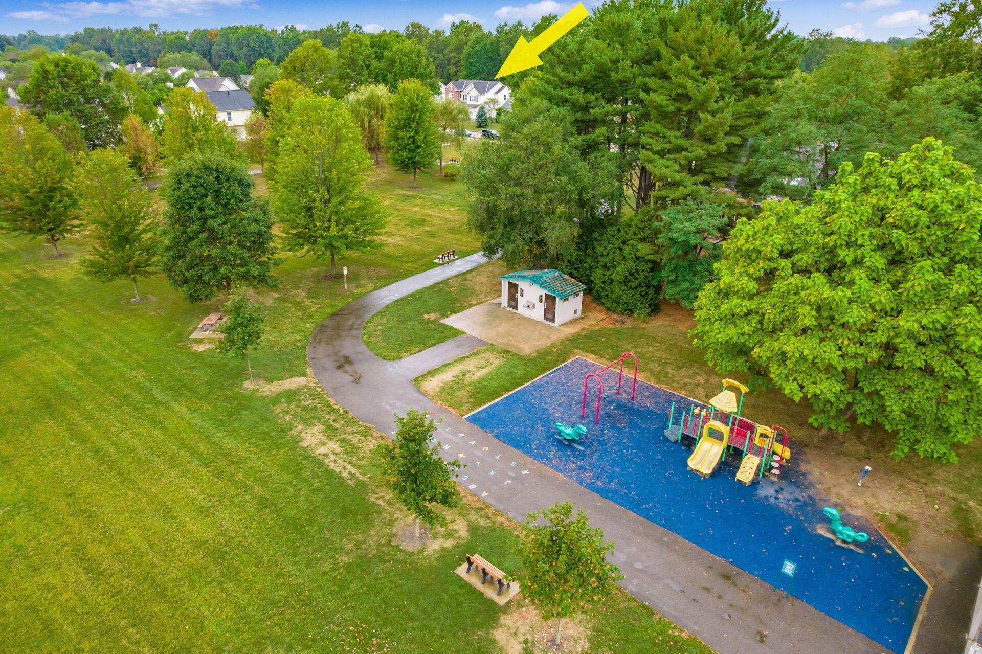 6014 Commonwealth Drive