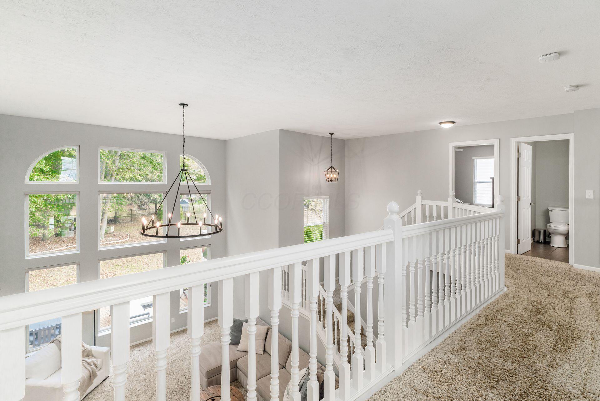 6014 Commonwealth Drive