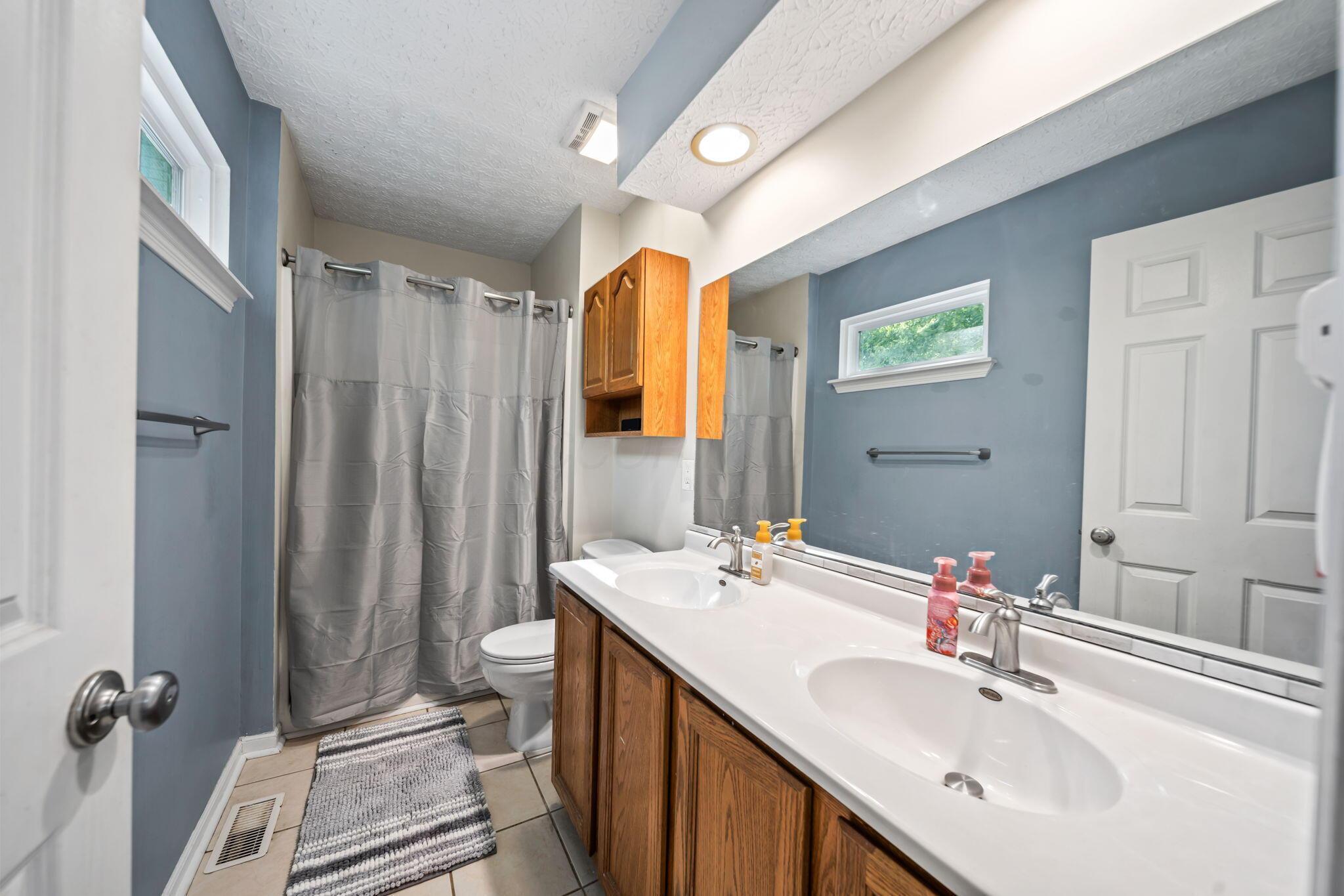 3643 Carriage Run Drive