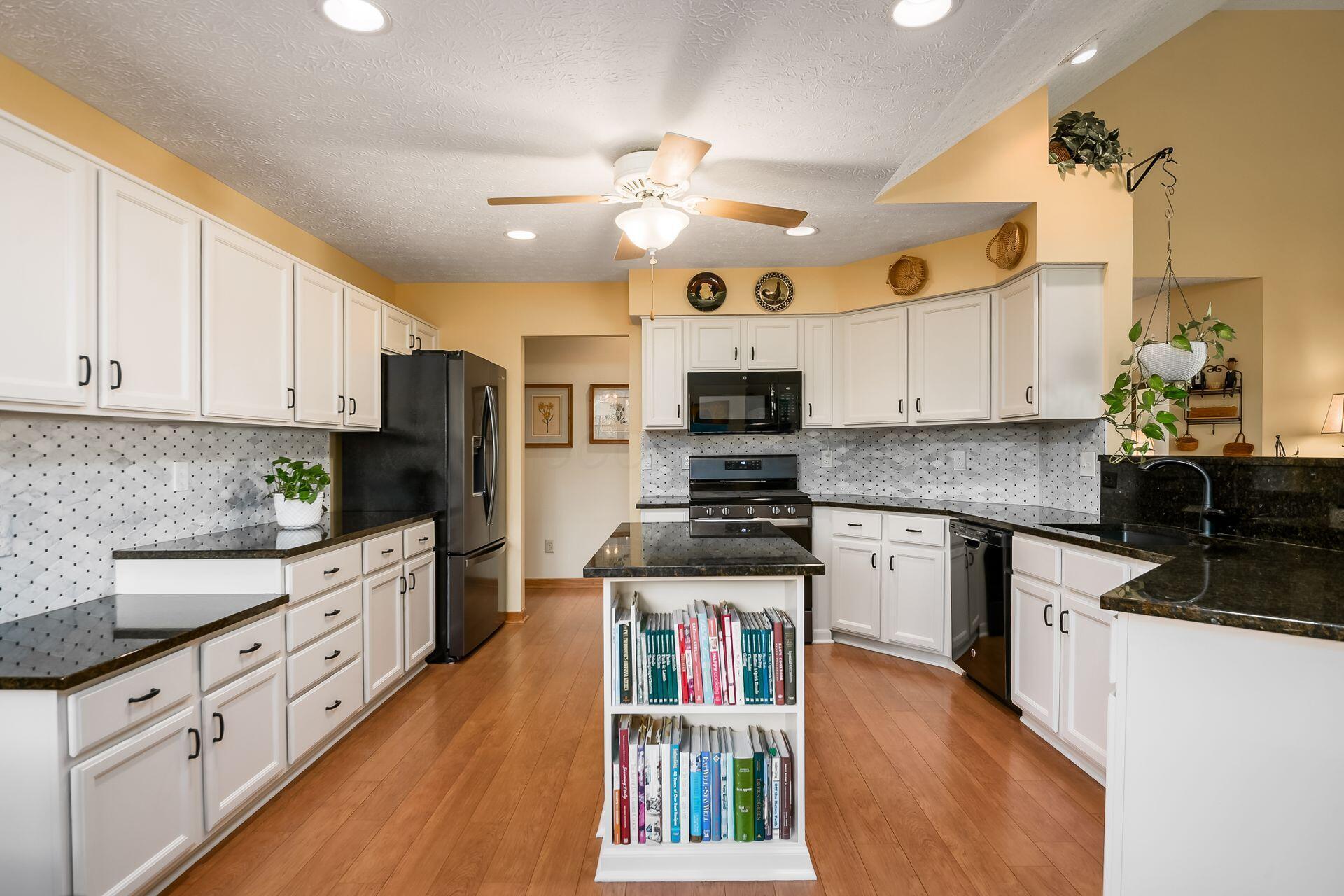 2383 Birch Bark Trail