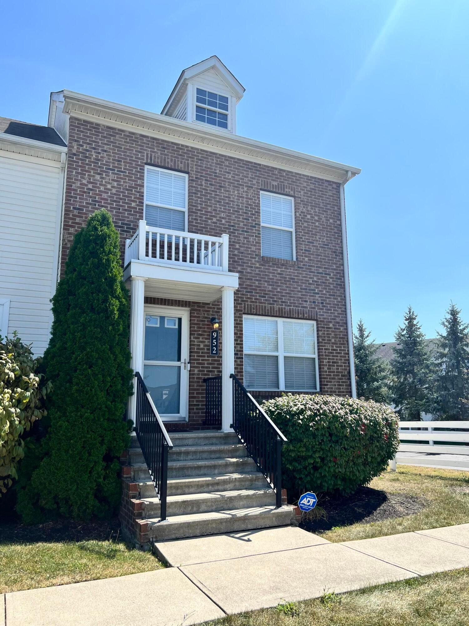 952 Hartford Village Boulevard