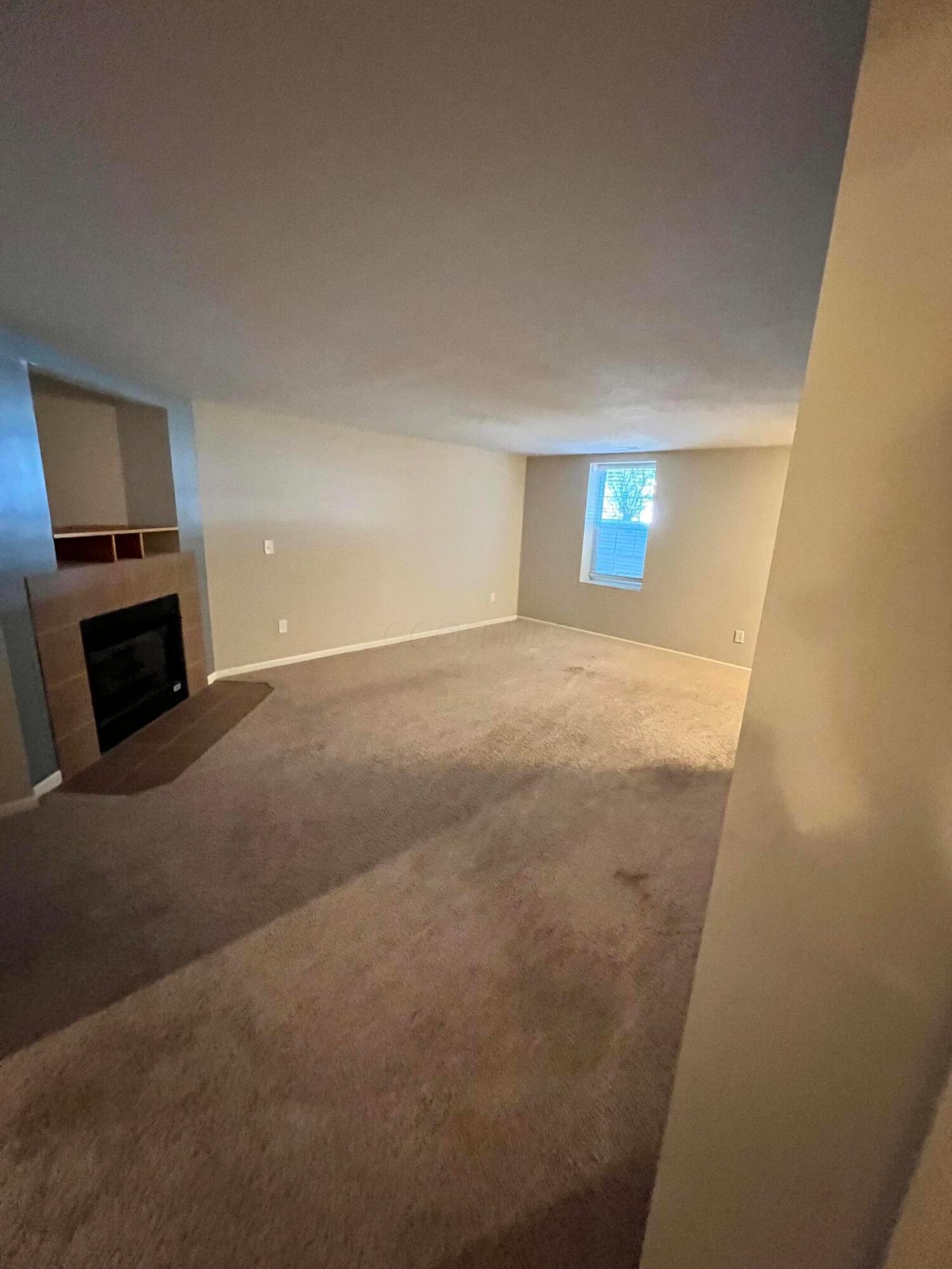 952 Hartford Village Boulevard