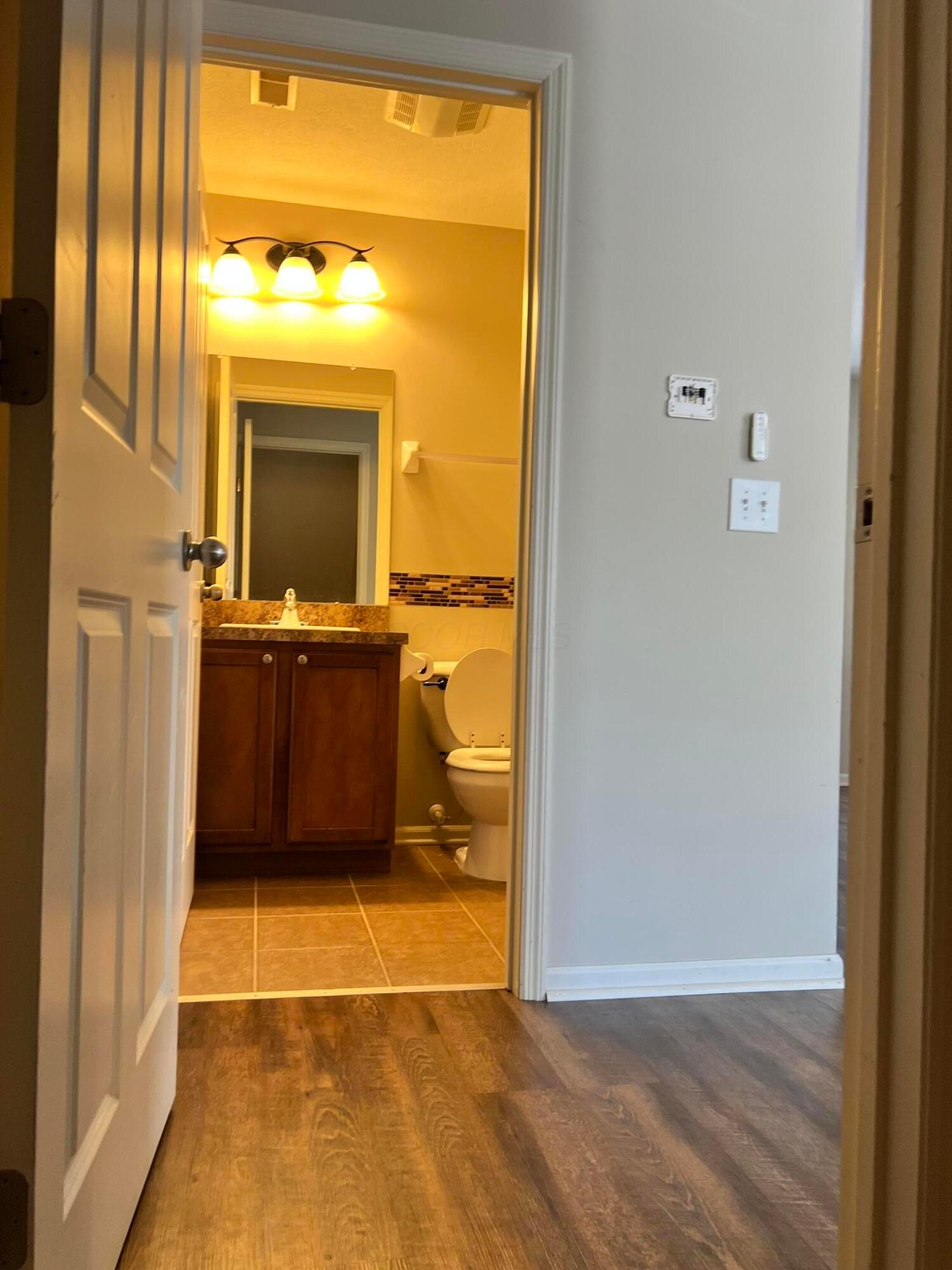 952 Hartford Village Boulevard