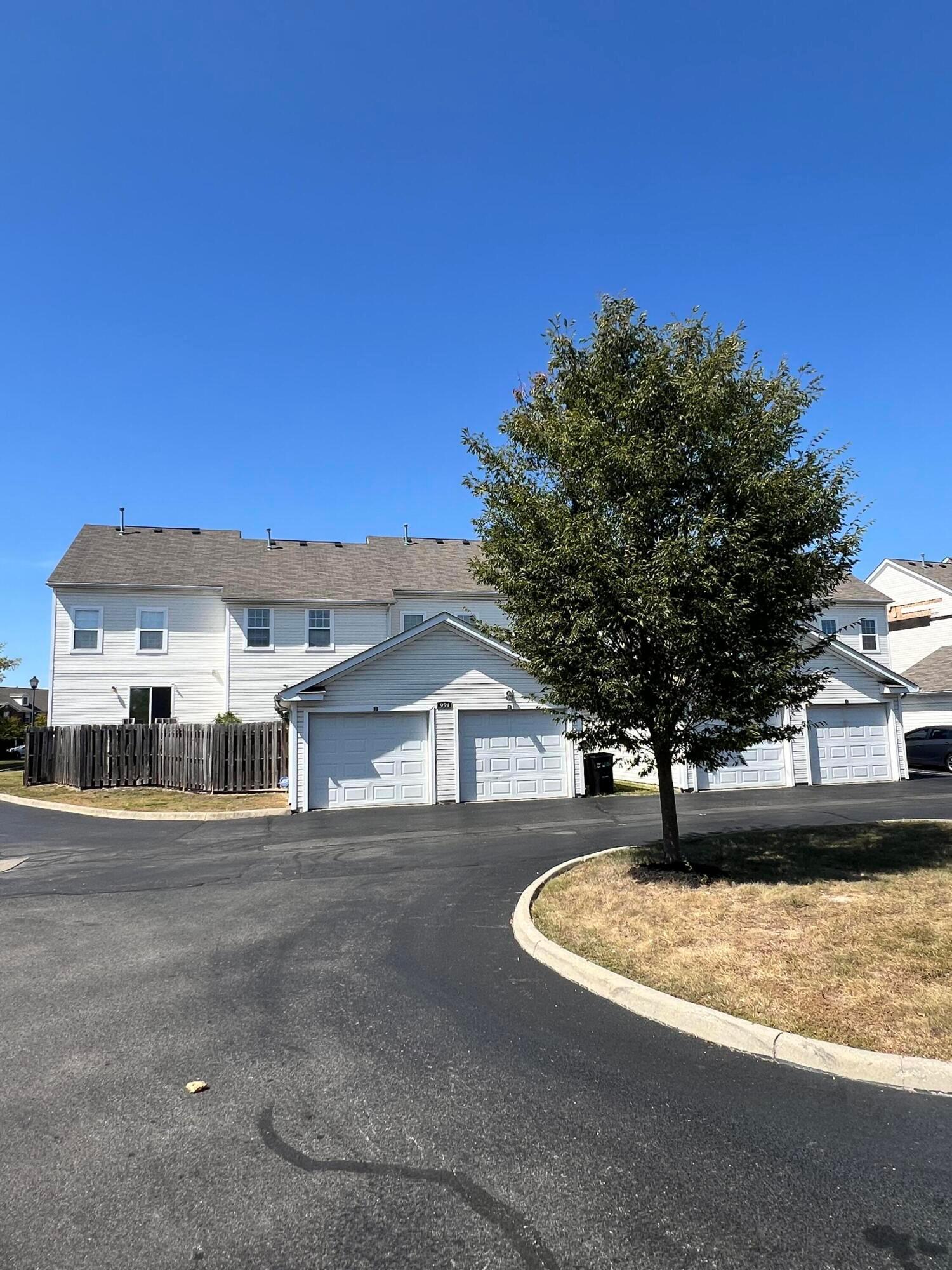 952 Hartford Village Boulevard