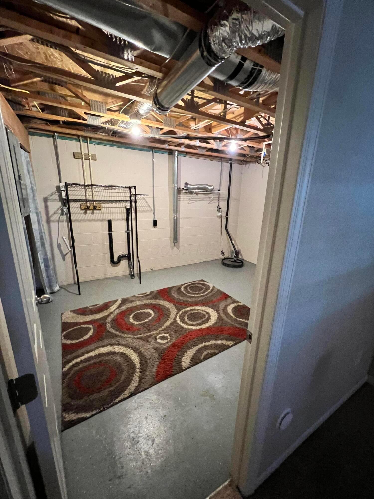 952 Hartford Village Boulevard