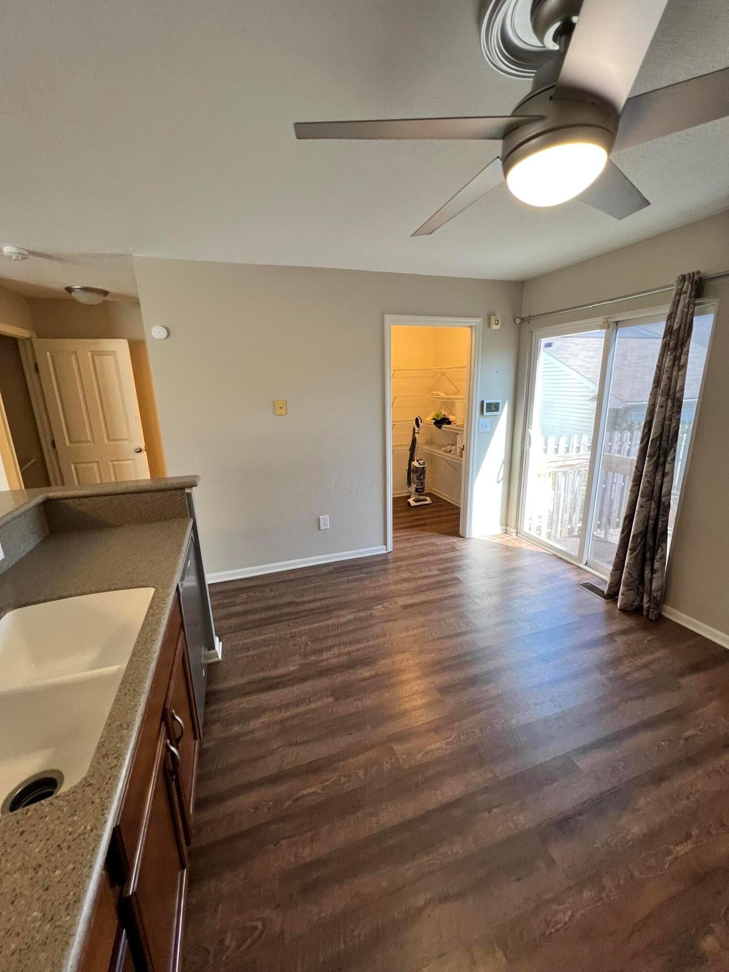 952 Hartford Village Boulevard