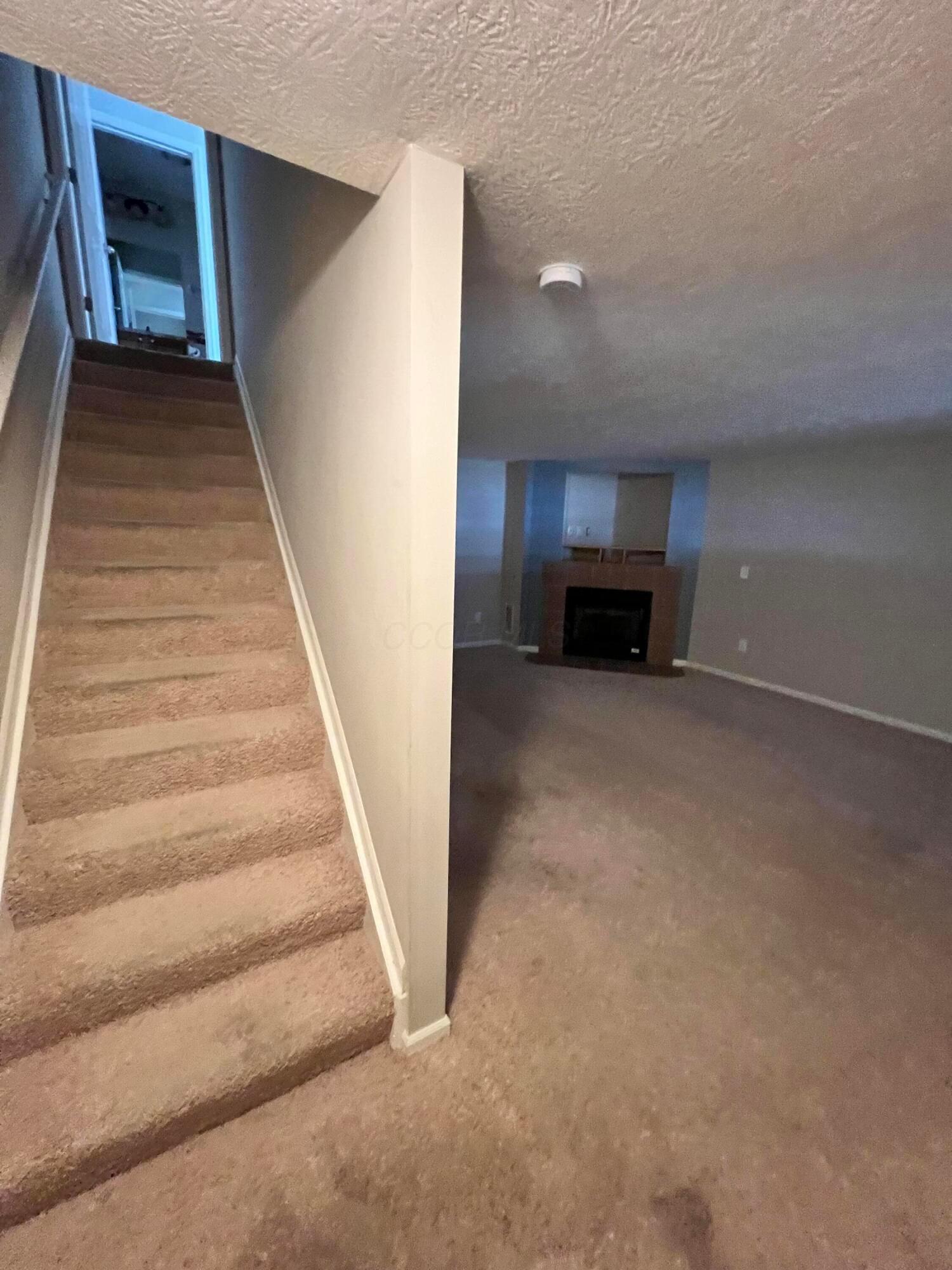 952 Hartford Village Boulevard