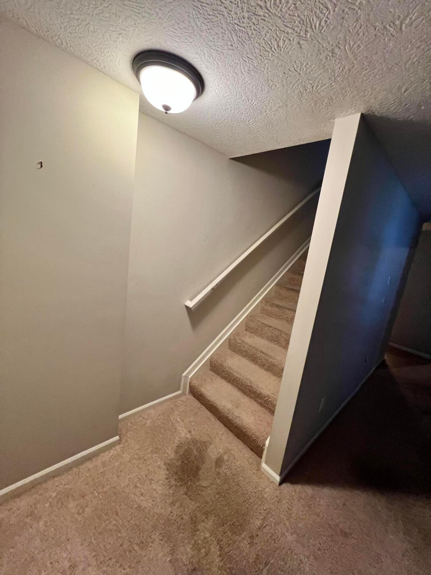 952 Hartford Village Boulevard