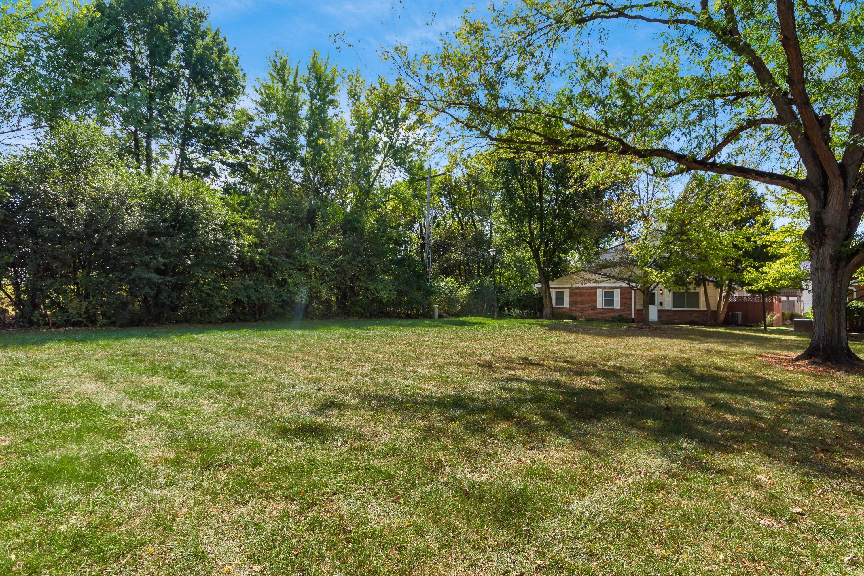 1306 Lowland Court, 91