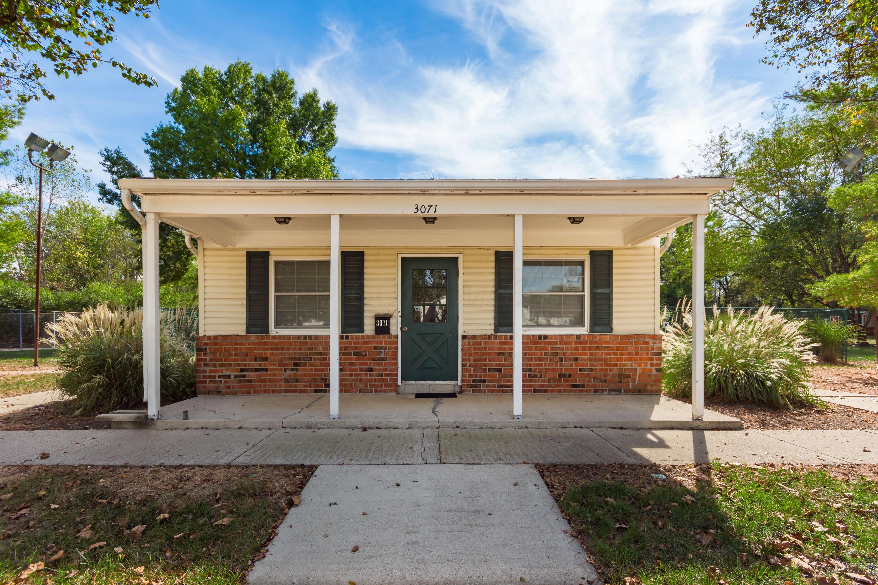 1306 Lowland Court, 91