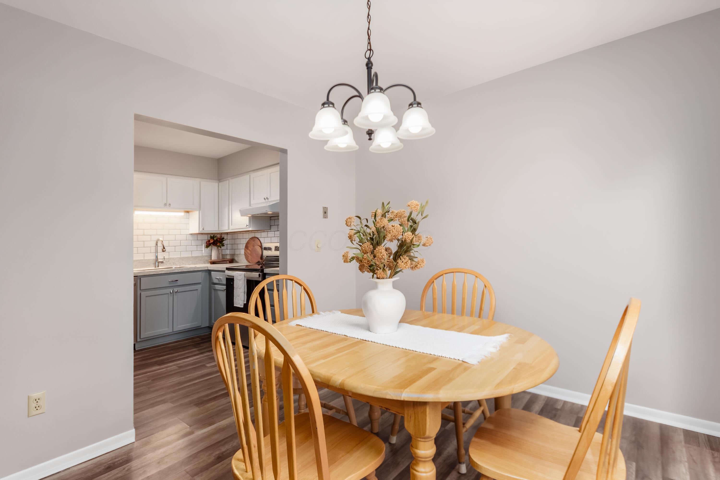 1306 Lowland Court, 91