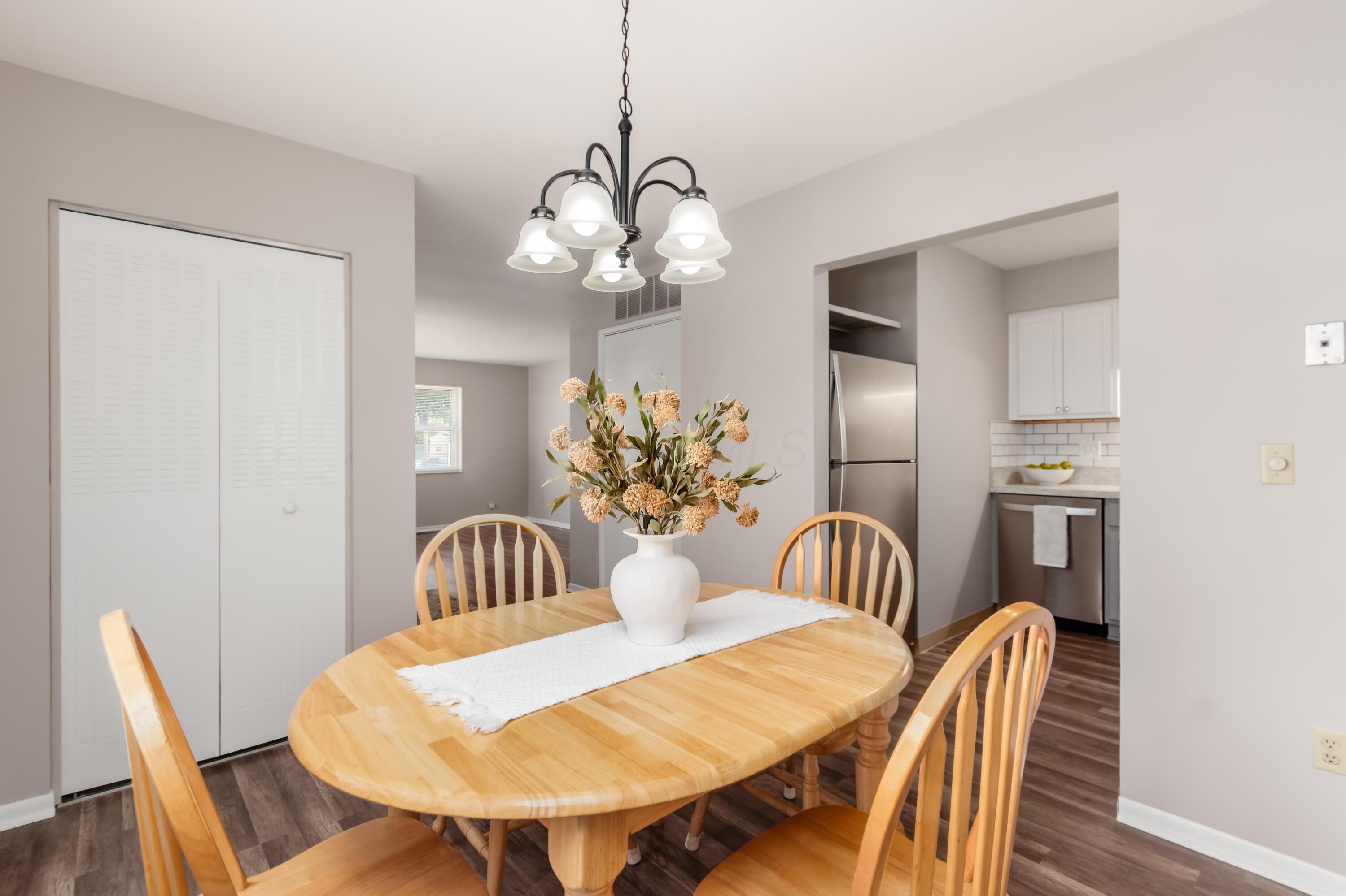 1306 Lowland Court, 91