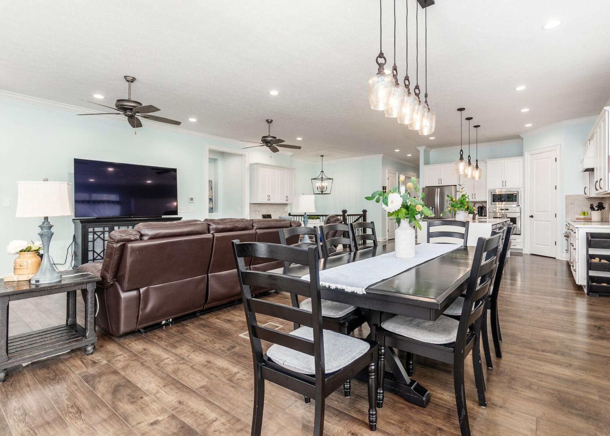 4320 Mcalister Park Drive