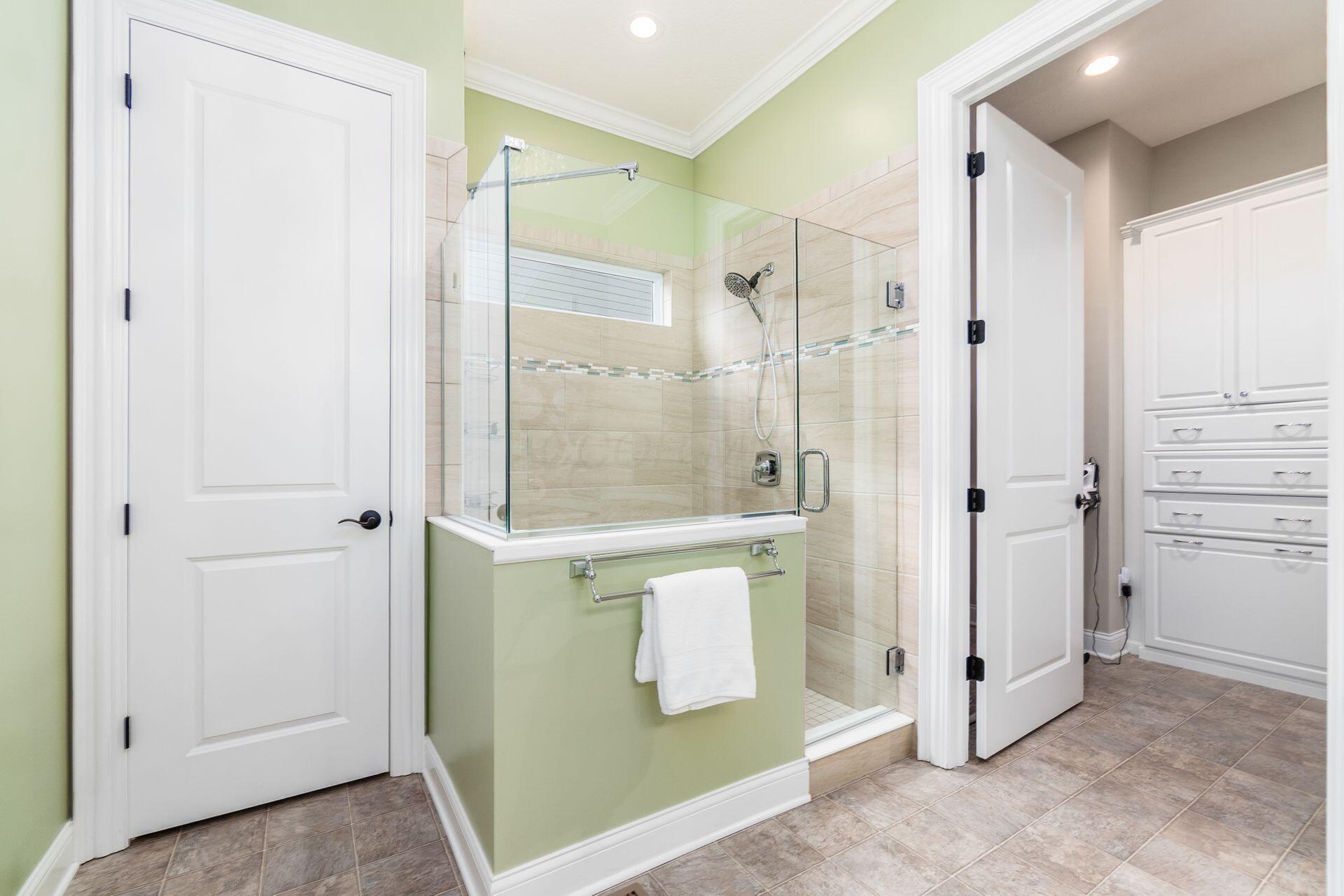 4320 Mcalister Park Drive