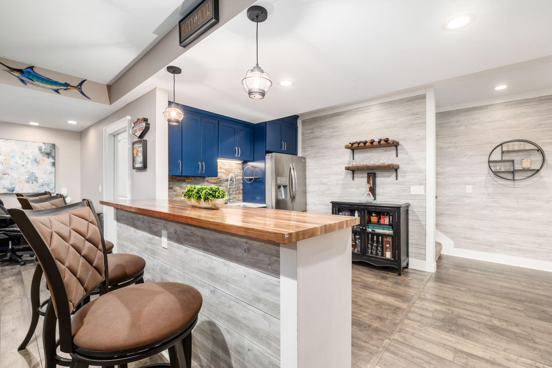 4320 Mcalister Park Drive