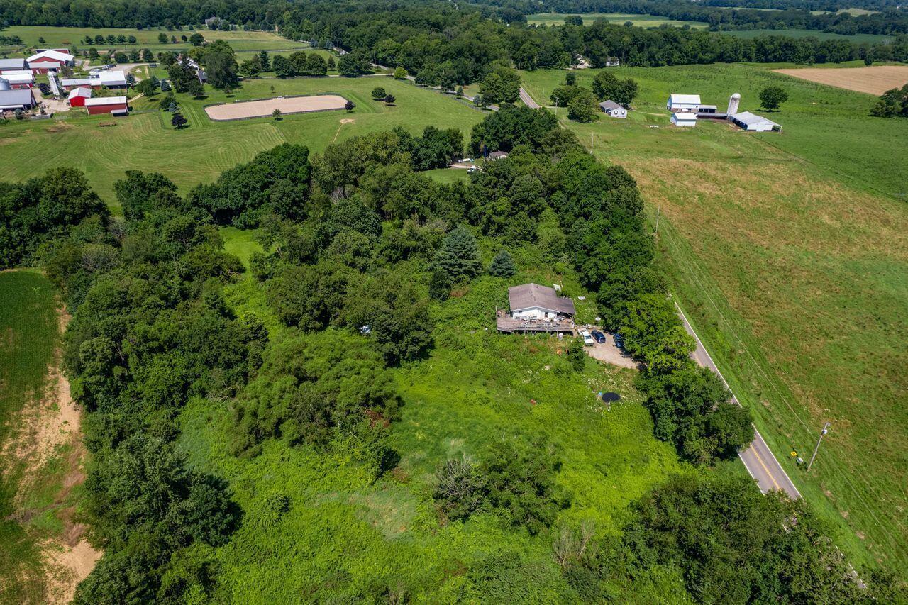 10019 Duncan Plains Road NW