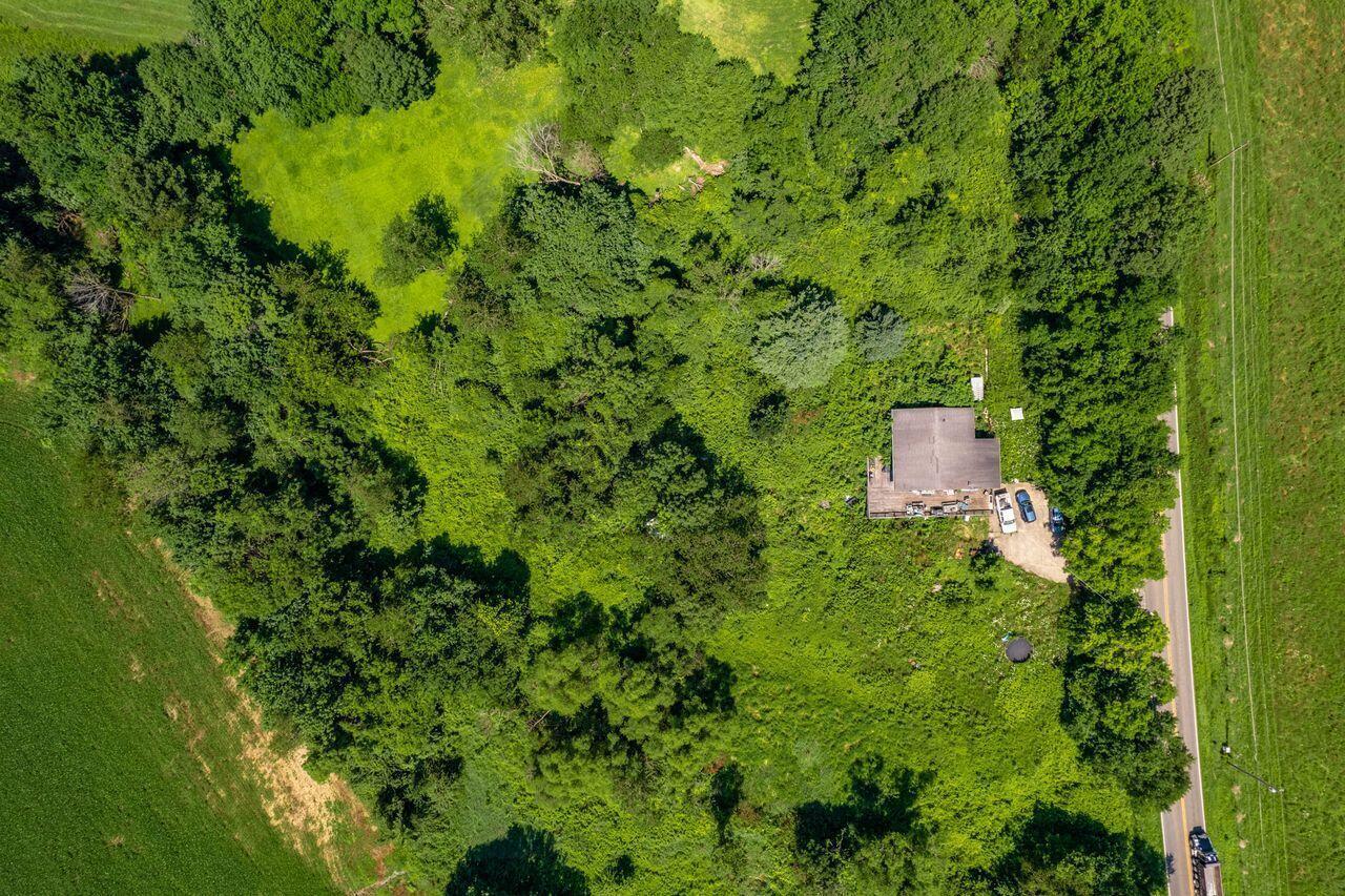 10019 Duncan Plains Road NW