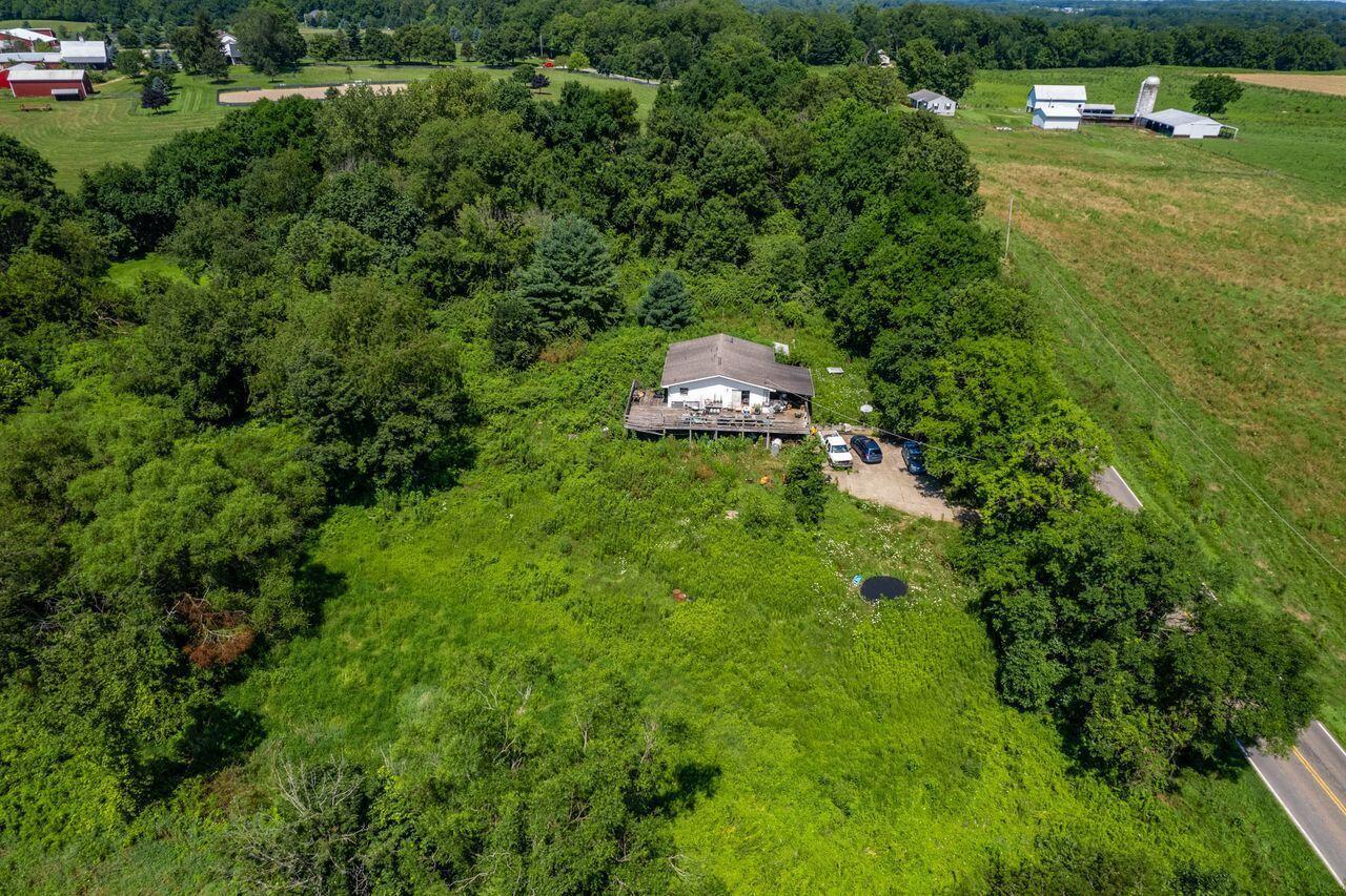 10019 Duncan Plains Road NW