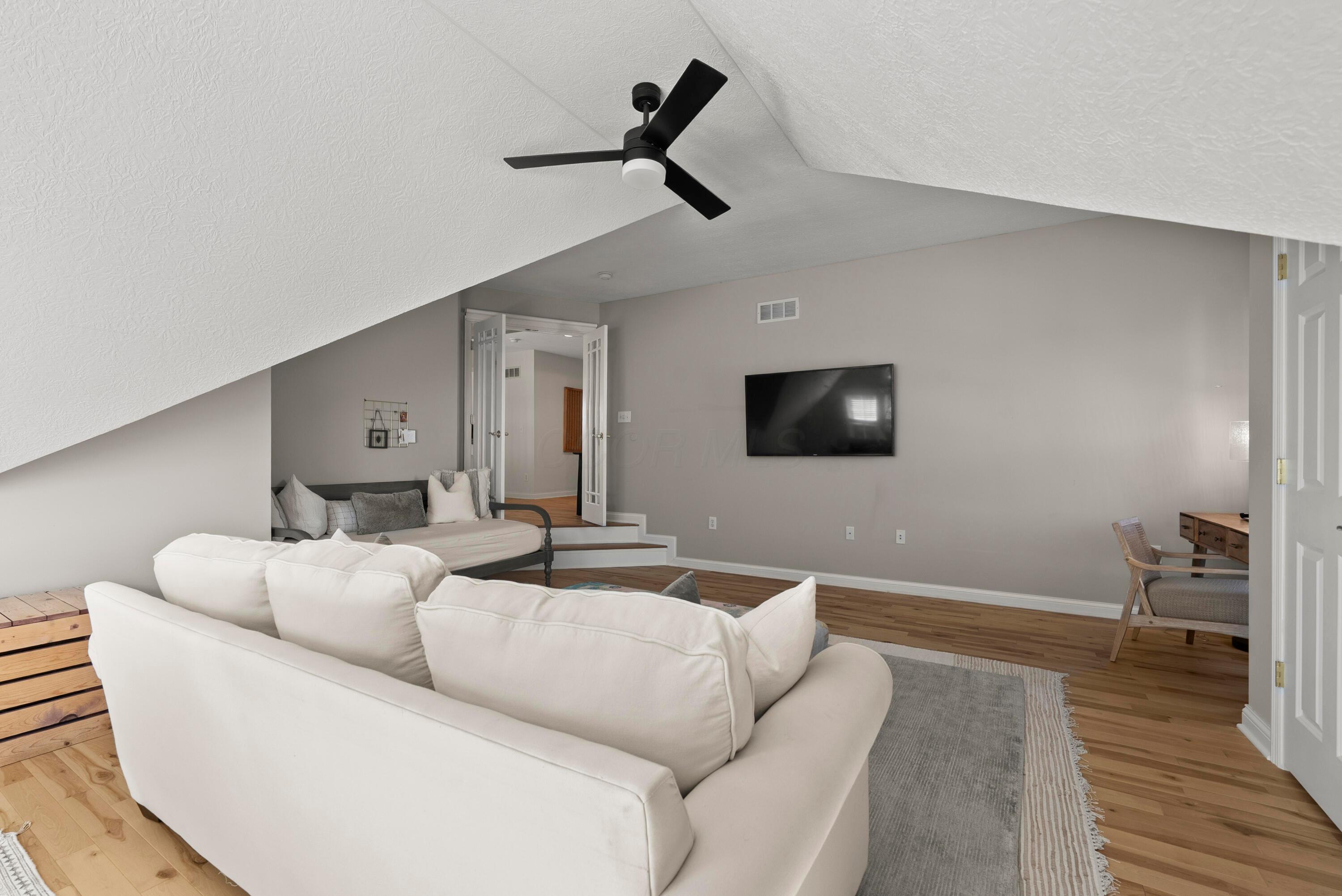 7013 Cunningham Drive