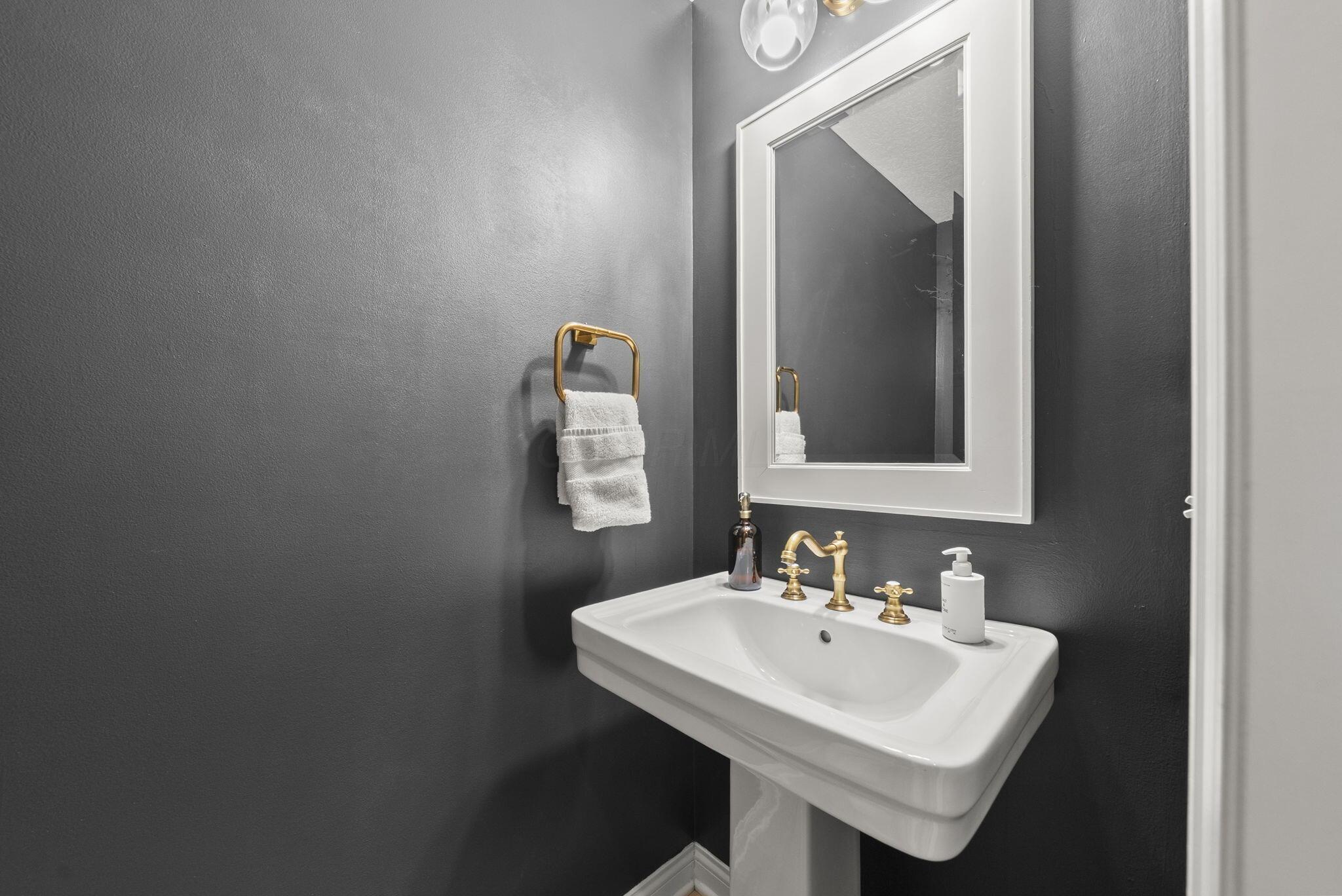 7013 Cunningham Drive