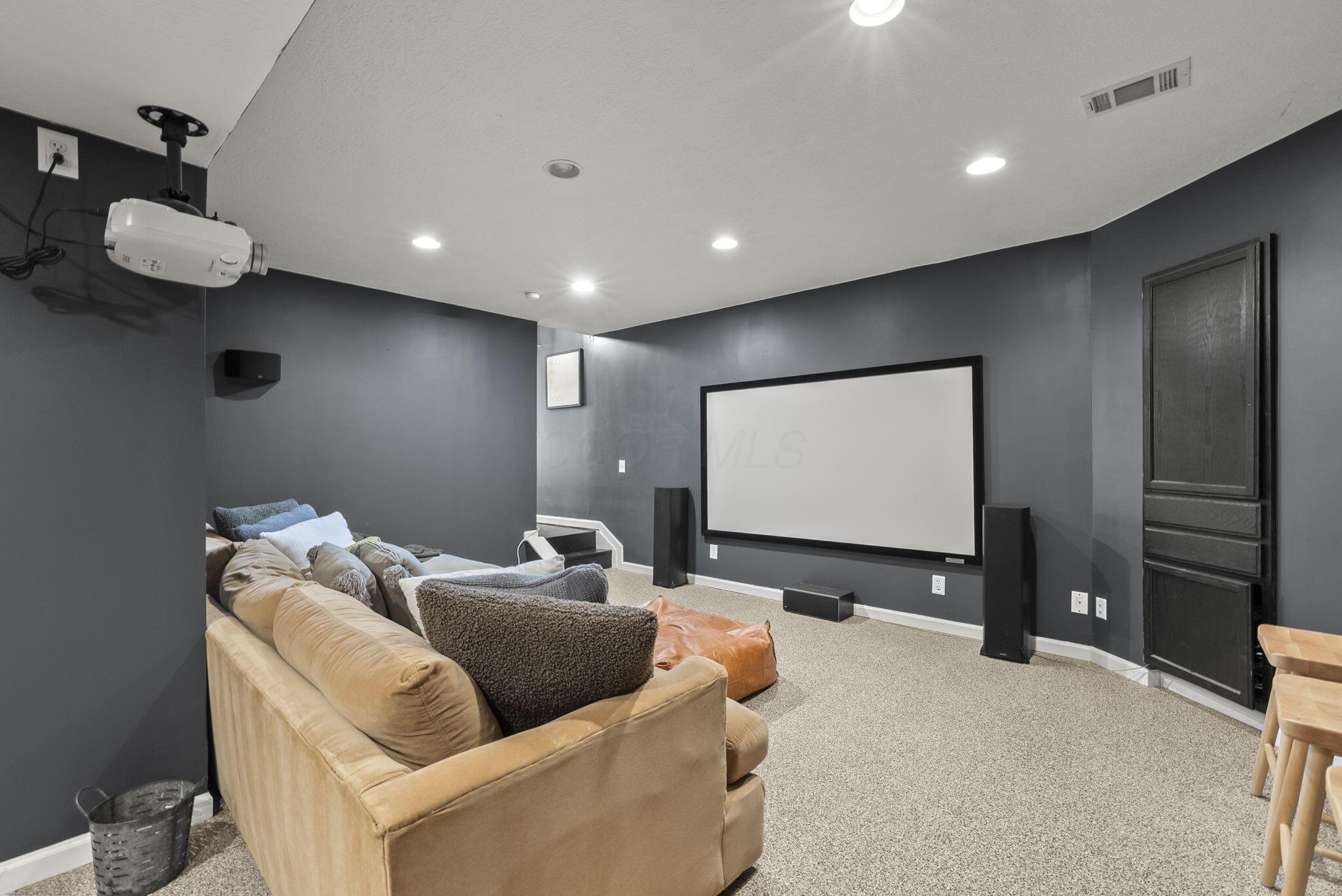 7013 Cunningham Drive