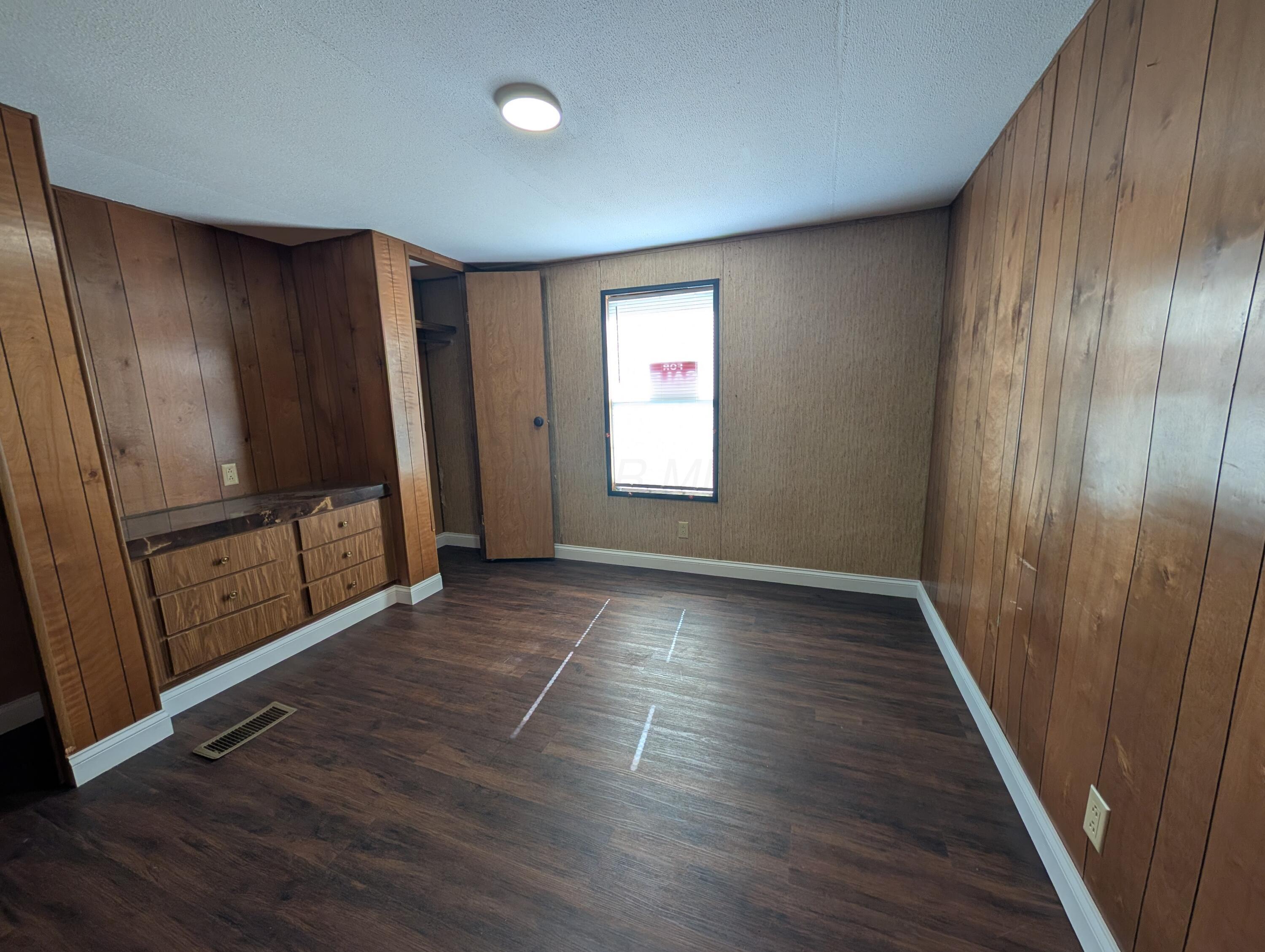 1049 Harmon Avenue Avenue, H-12