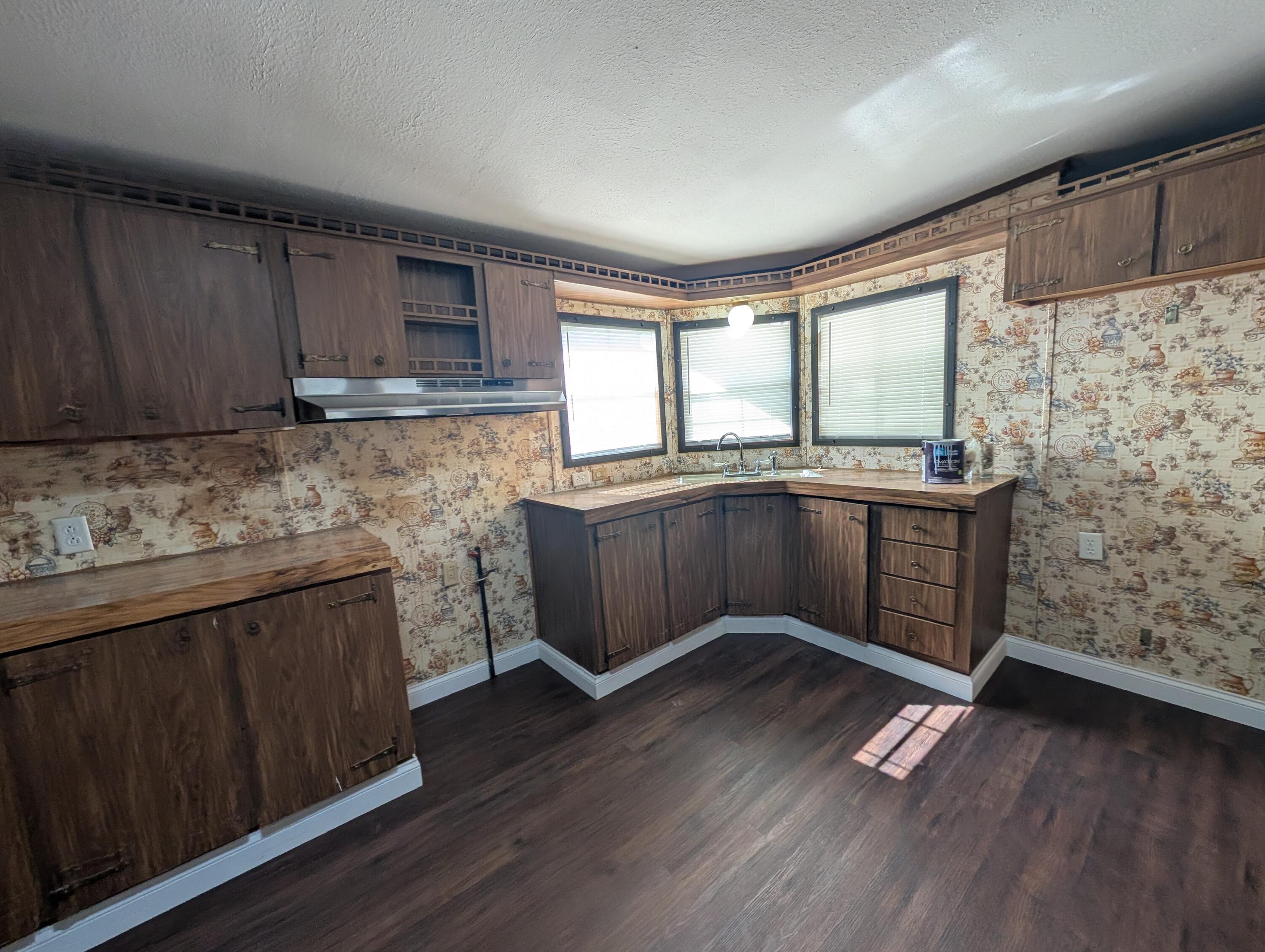 1049 Harmon Avenue Avenue, H-12