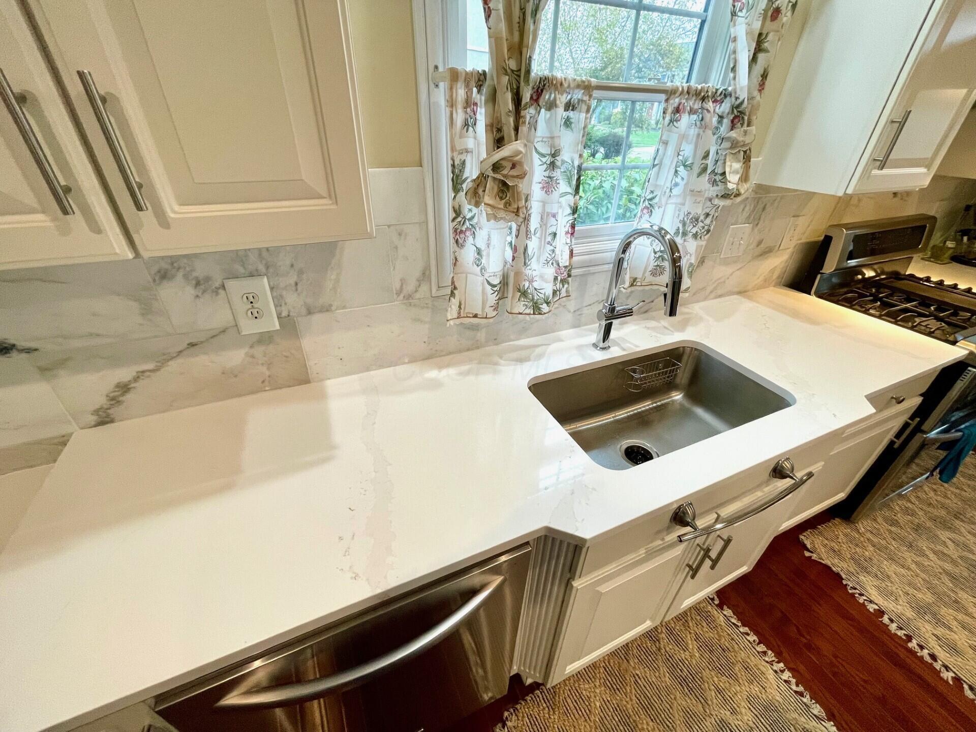 5386 Medallion Drive W, Westerville