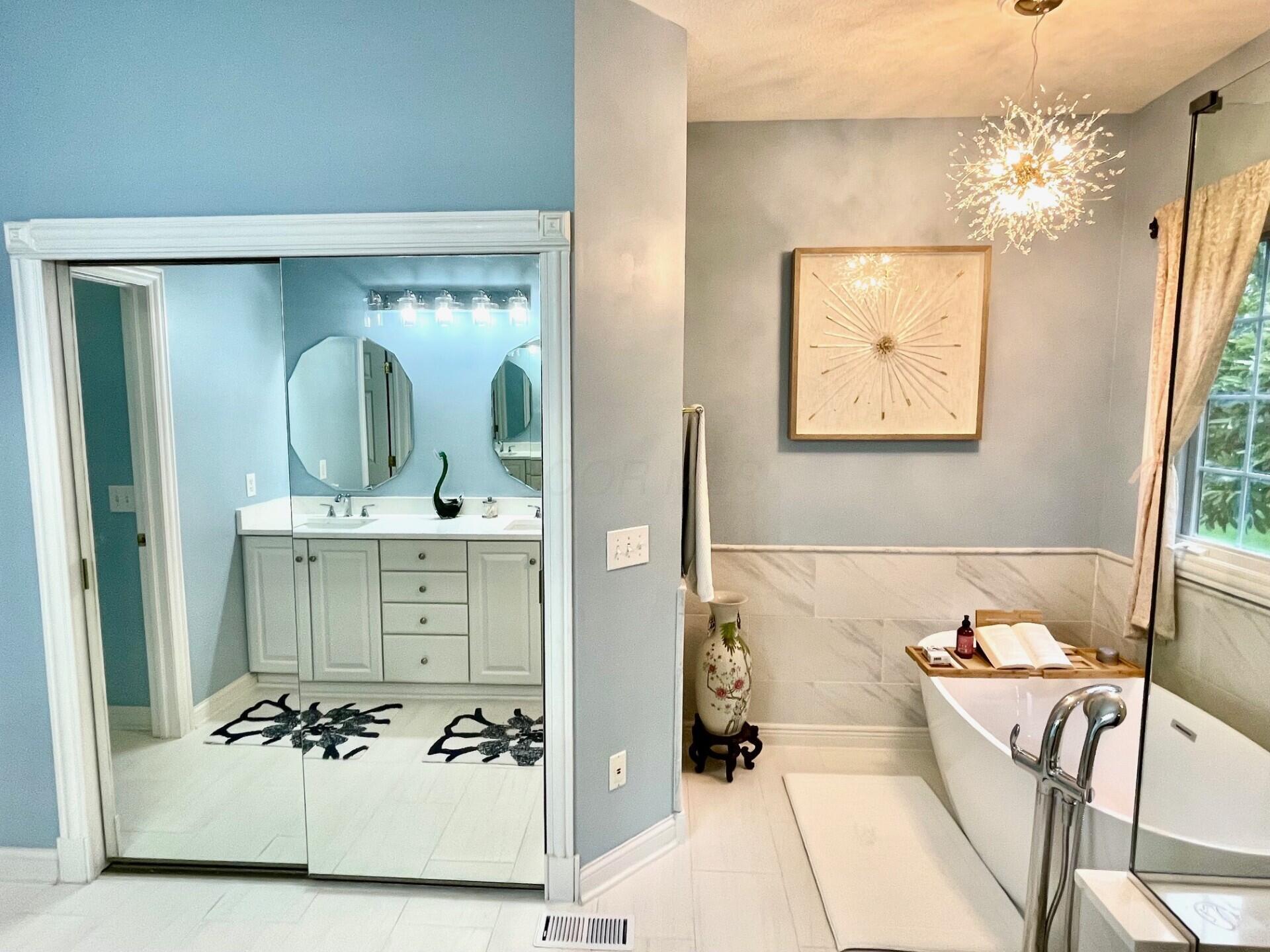 5386 Medallion Drive W, Westerville