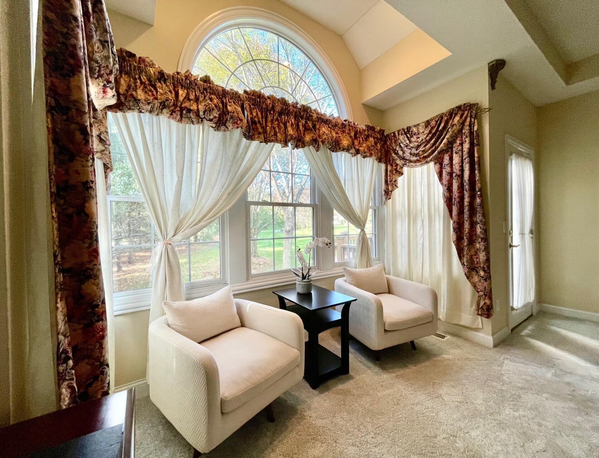 5386 Medallion Drive W, Westerville