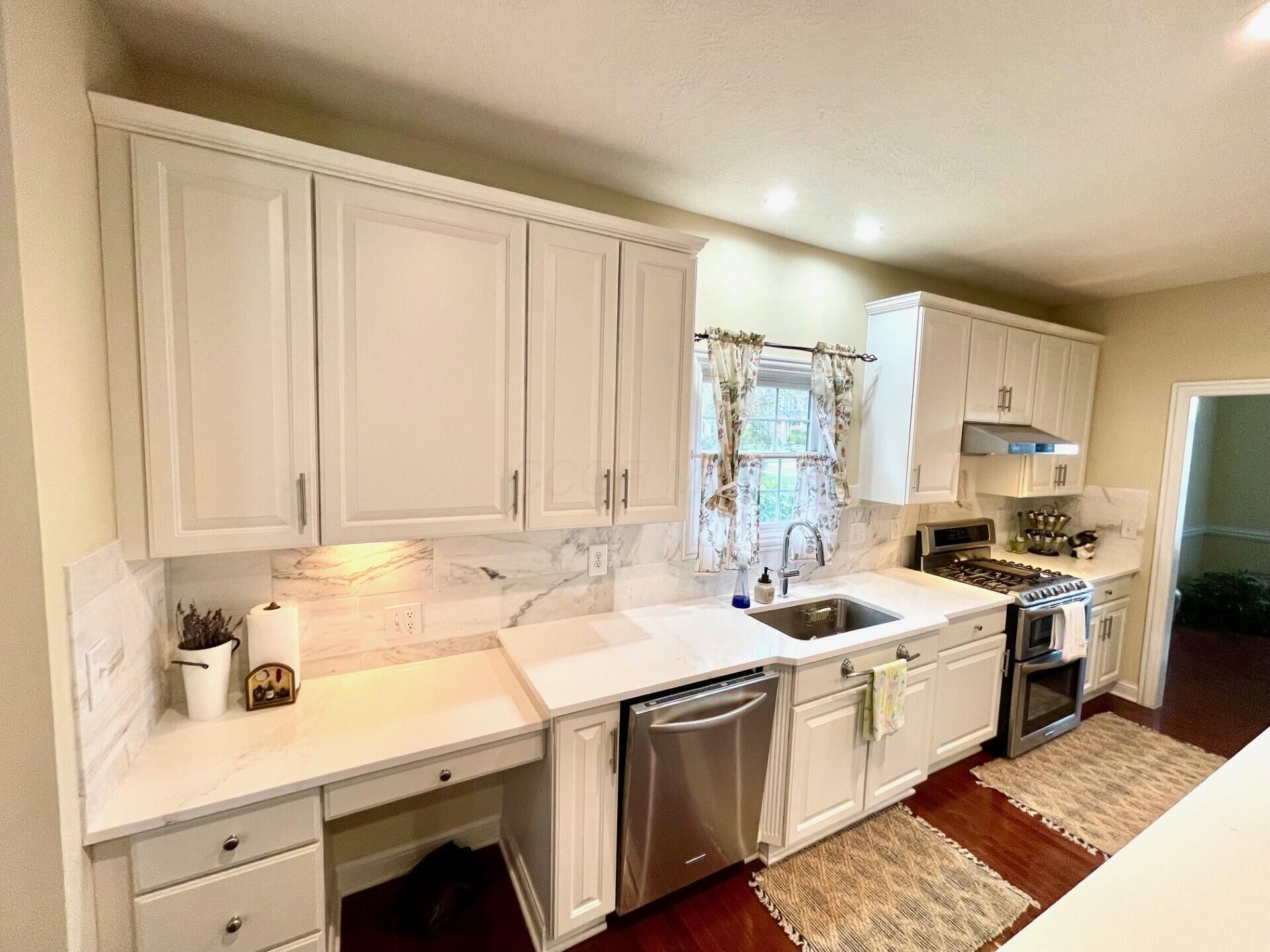 5386 Medallion Drive W, Westerville