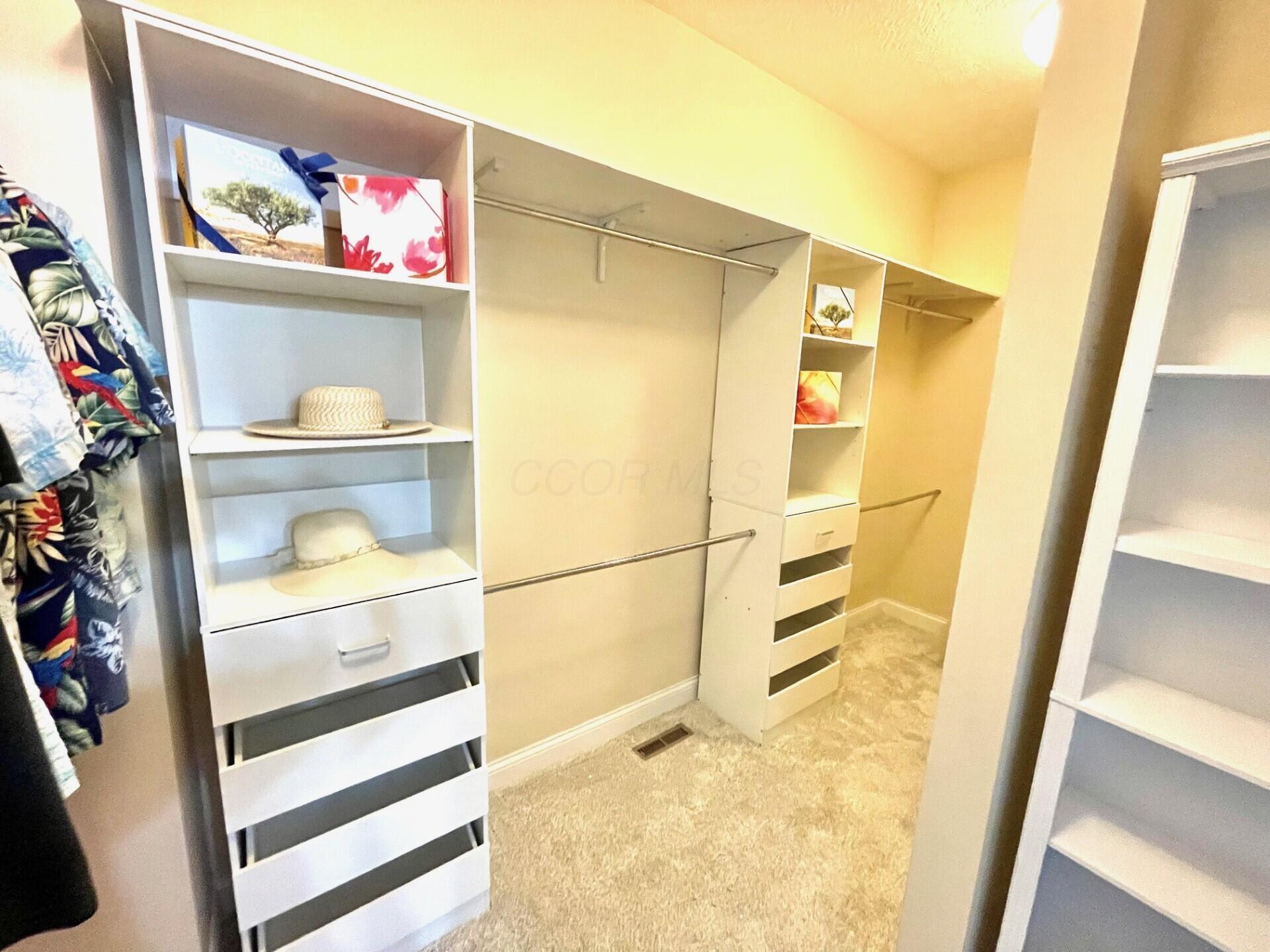 5386 Medallion Drive W, Westerville