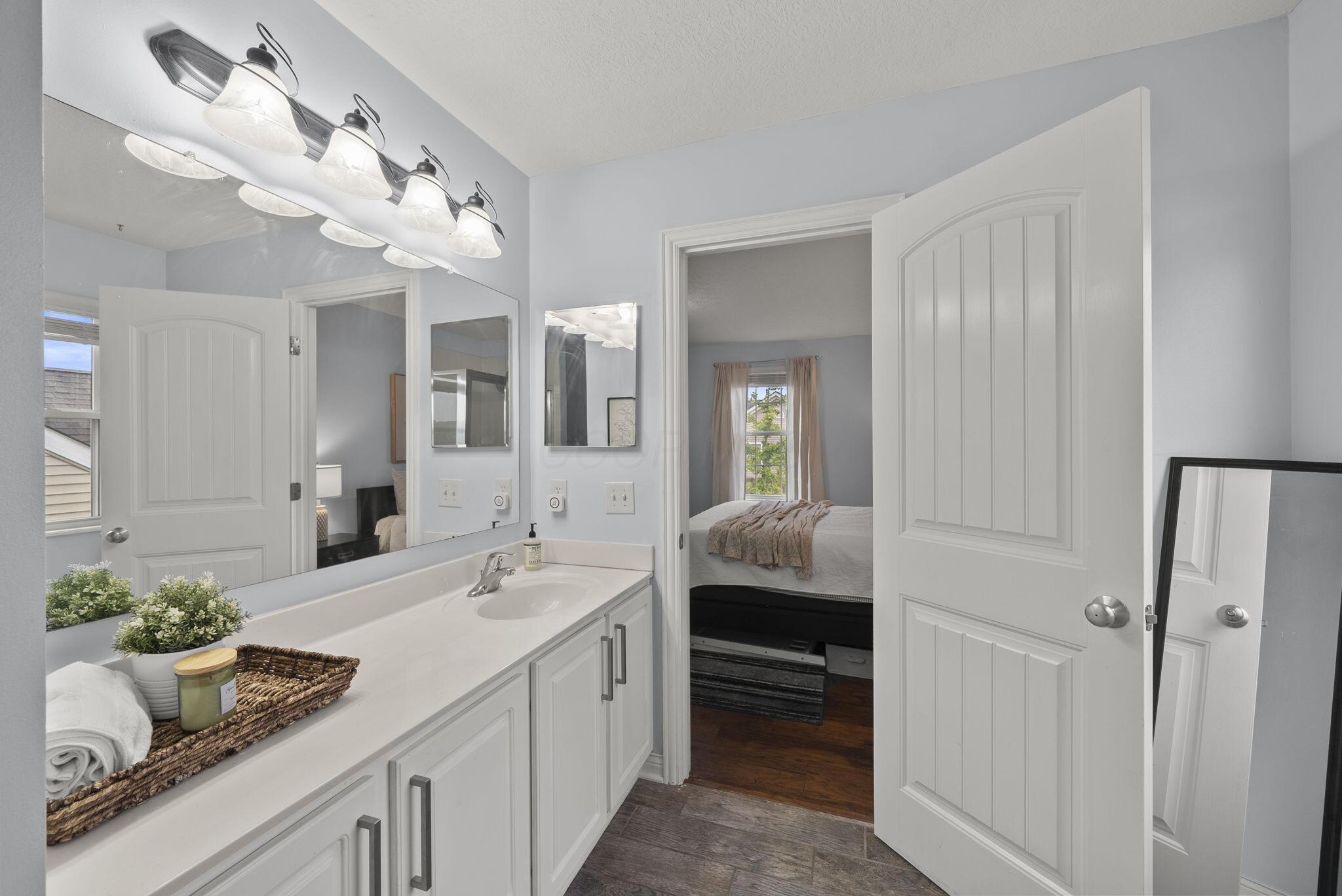 1080 Eberton Avenue, Blacklick