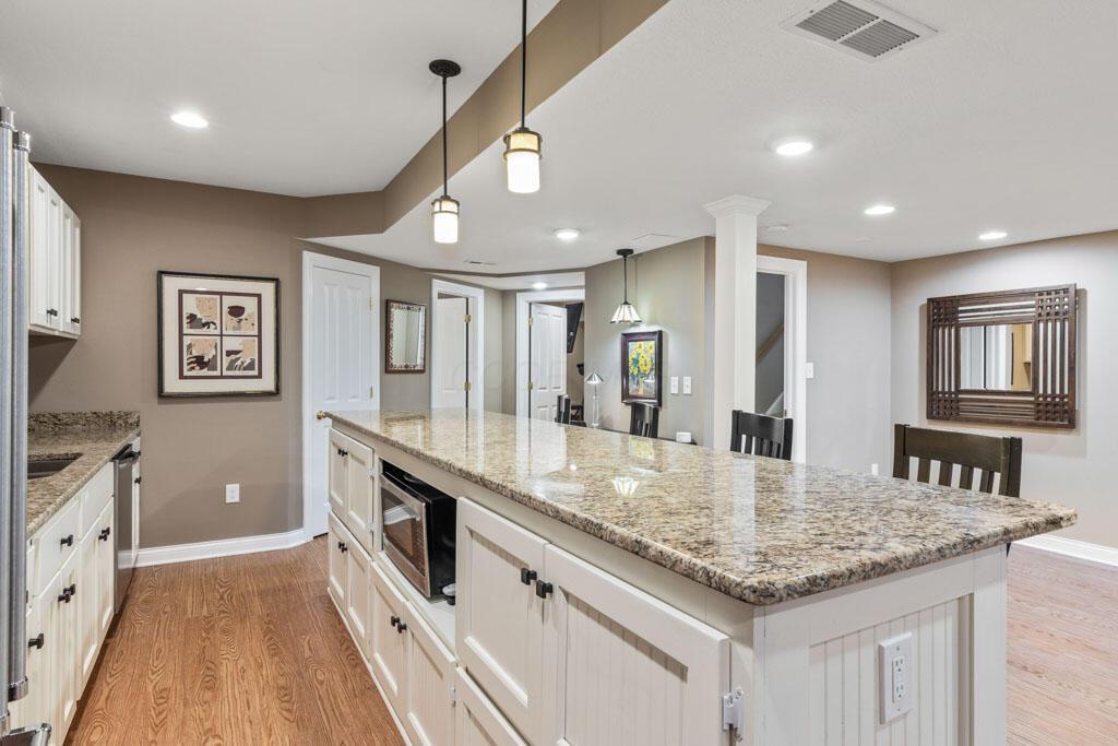 435 TRLLIUM Drive, Galloway