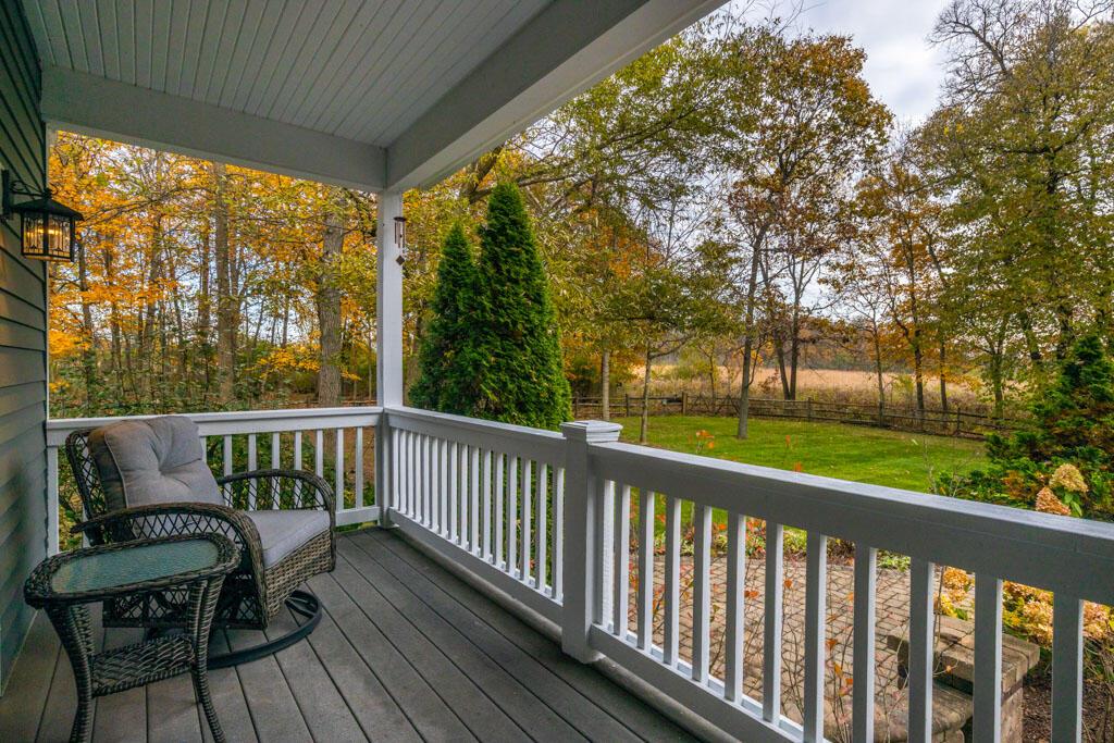 435 TRLLIUM Drive, Galloway