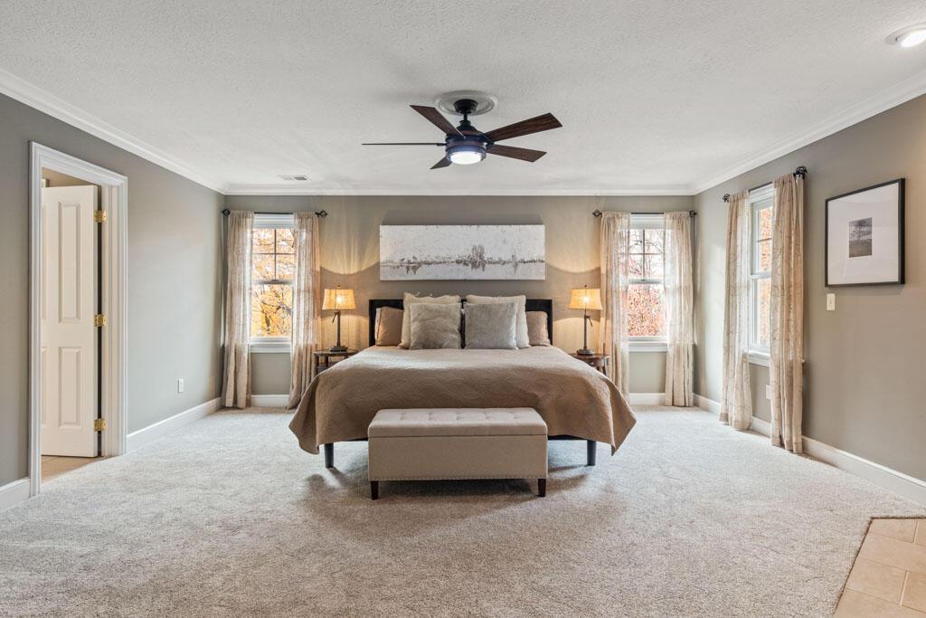 435 TRLLIUM Drive, Galloway