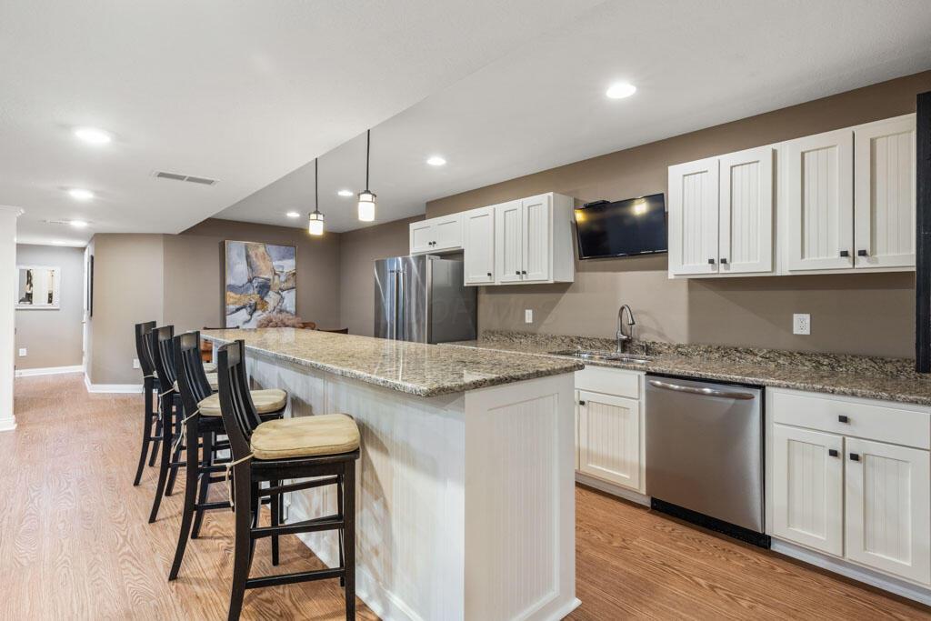 435 TRLLIUM Drive, Galloway