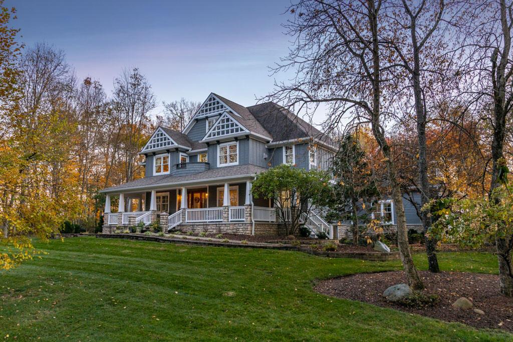 435 TRLLIUM Drive, Galloway