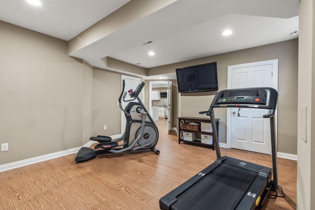 435 TRLLIUM Drive, Galloway