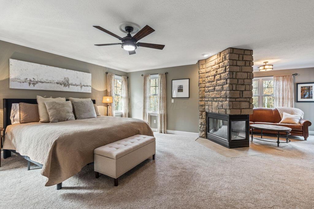 435 TRLLIUM Drive, Galloway