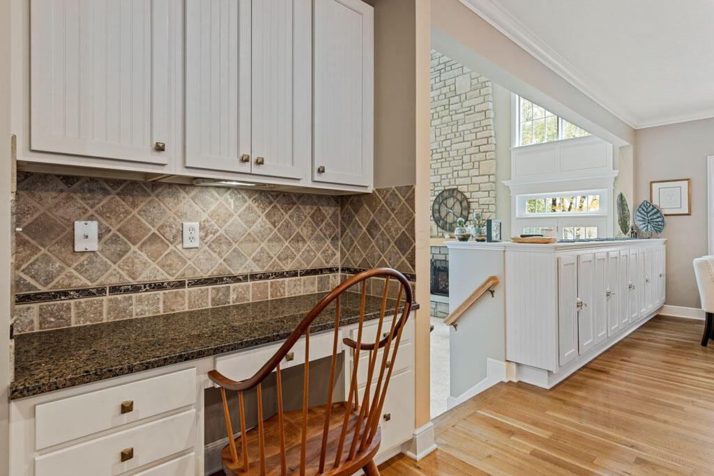 435 TRLLIUM Drive, Galloway